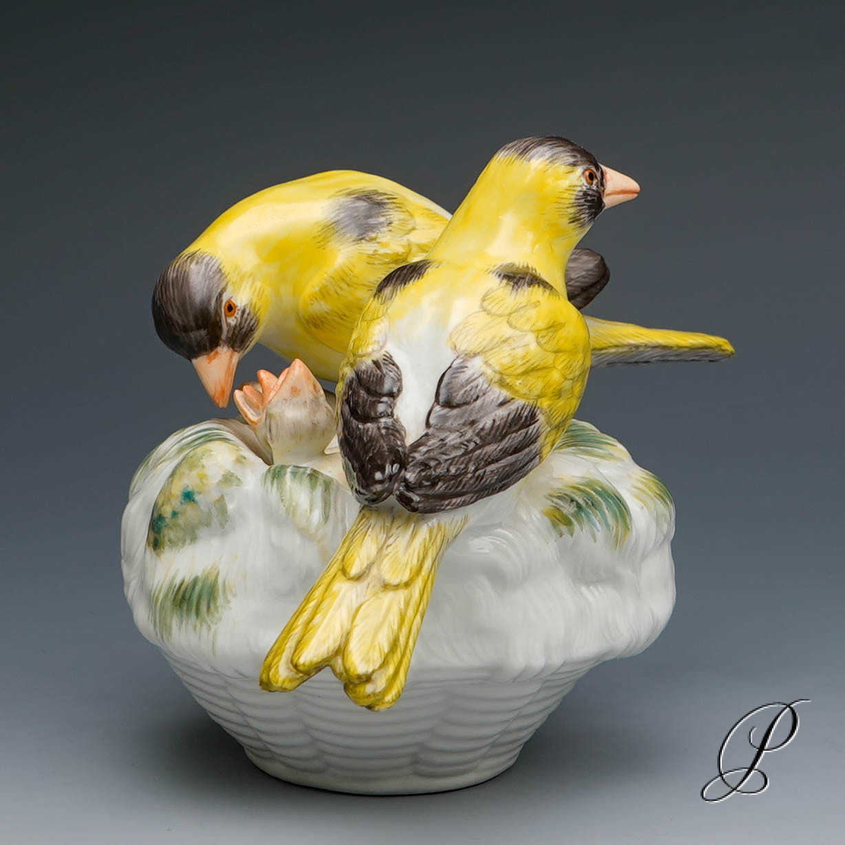 Vogelgruppe Meissen 1.Wahl "Kanarienvögel auf Nest"