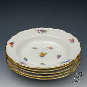 Meissen 5 Suppenteller Knaufzeit um 1900 im Dekor Streublume
