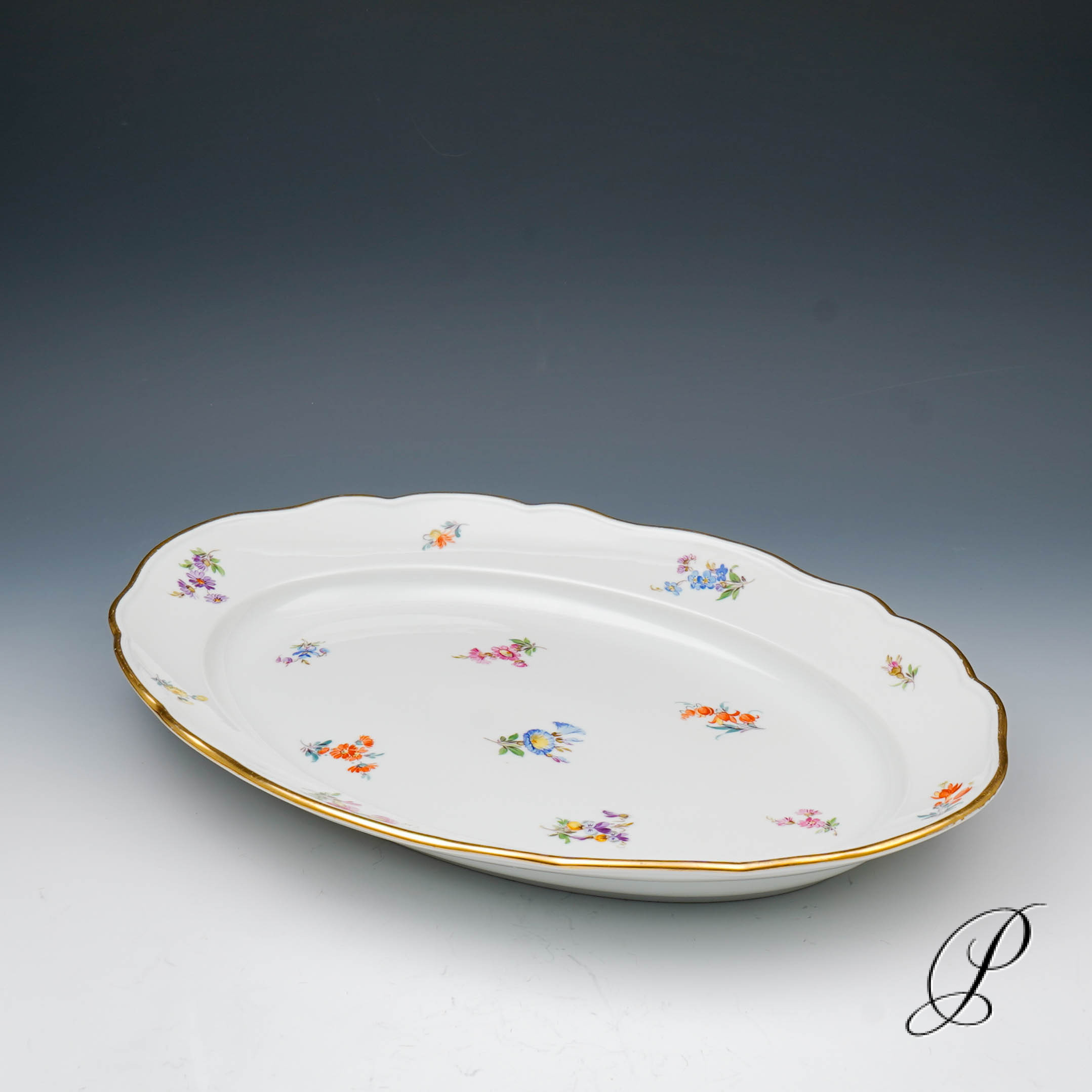 Meissen Bratenplatte / Beilagenplatte Knaufzeit um 1900 im Dekor Streublume – Bild 3