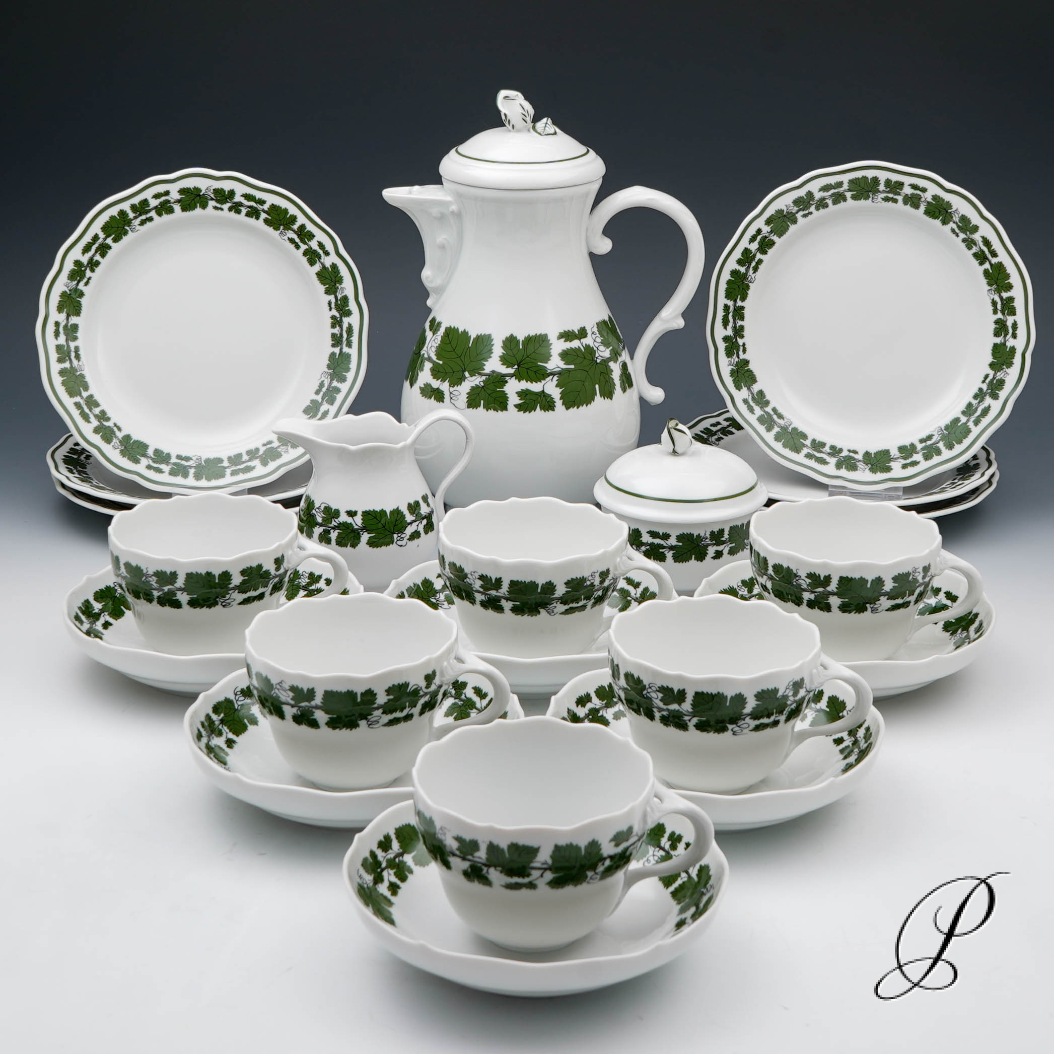 Kaffeeservice Meissen für 6 Personen im Dekor Weinlaub – Bild 14
