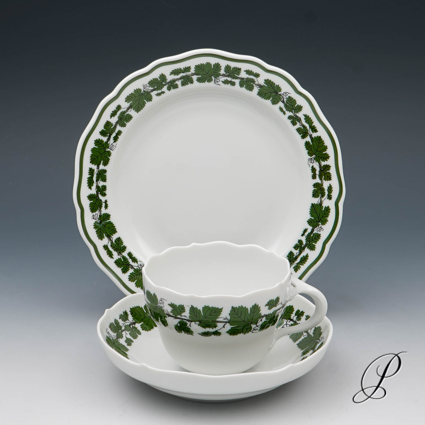 Kaffeeservice Meissen für 6 Personen im Dekor Weinlaub – Bild 12