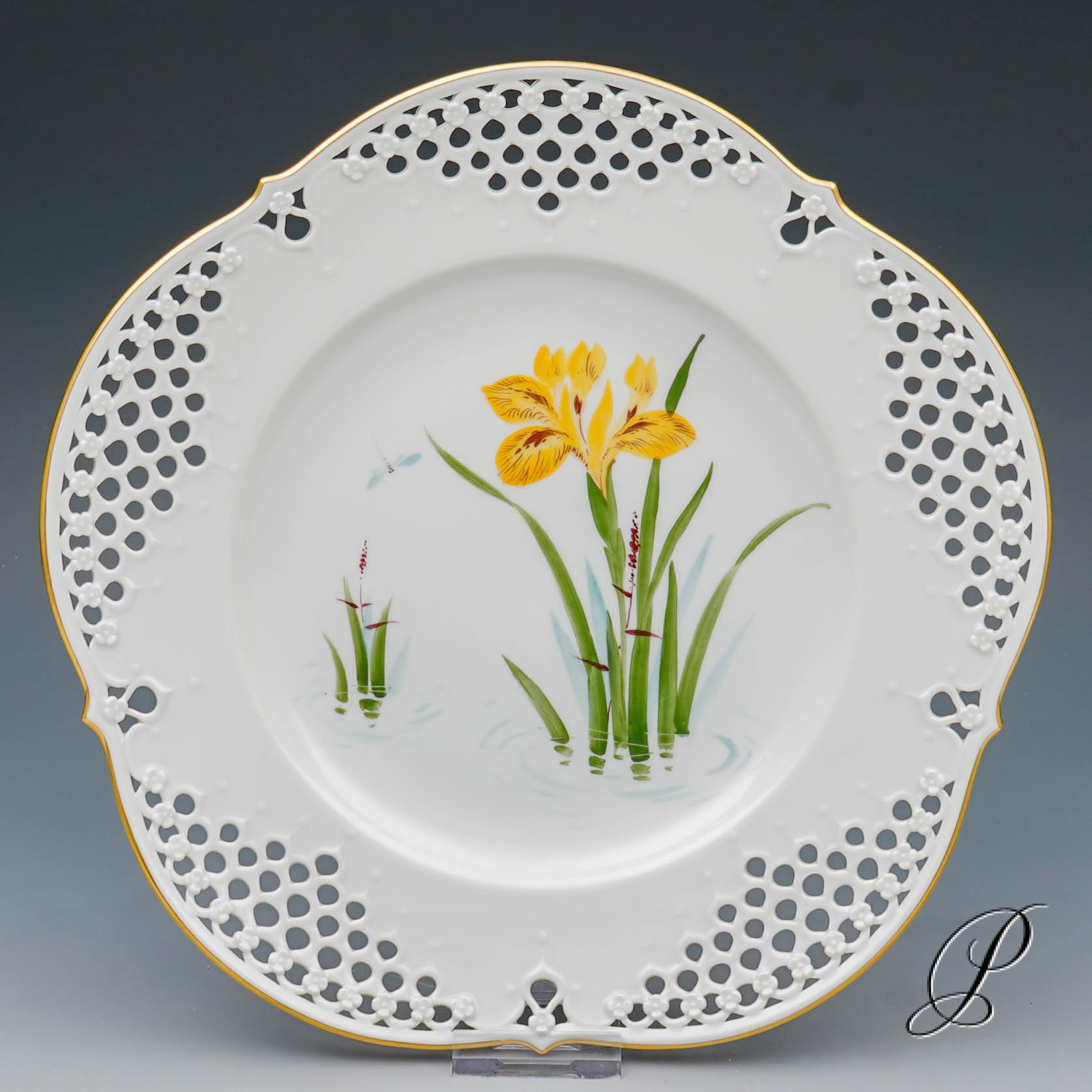 Meissen Durchbruchteller "gelbe Iris" von Prof. Heinz Werner