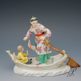 Figurengruppe Meissen “ Chinese mit Kind im Kahn „