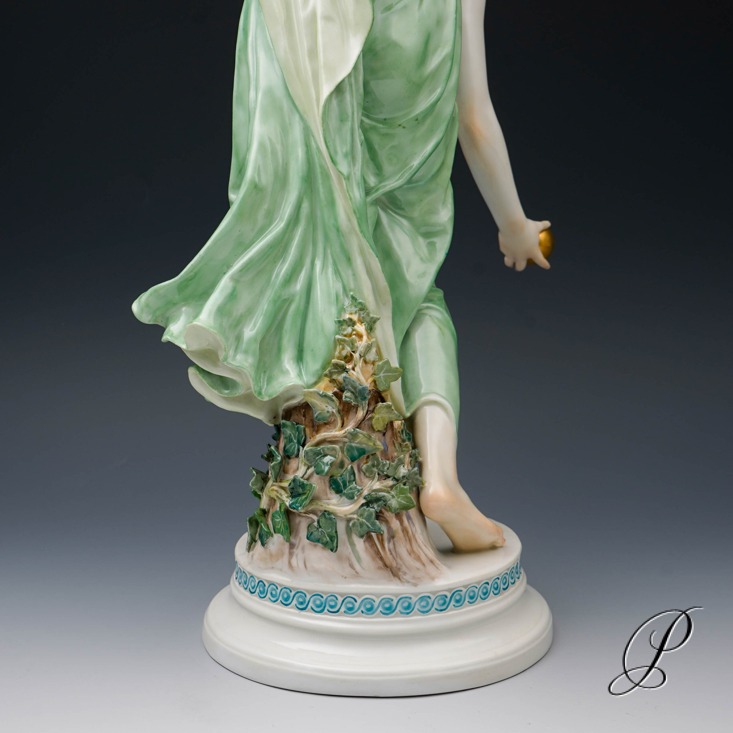 Figur Meissen 1.Wahl um 1910 Kugelspielerin - Jugendstil – Bild 9