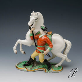 Figur Nymphenburg aus der Roten Jagd "Reiter Pferd vorführend"