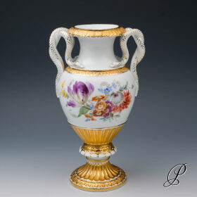 Schlangenhenkelvase Meissen 1.Wahl um 1900 Jhd. mit Blumenbuketts