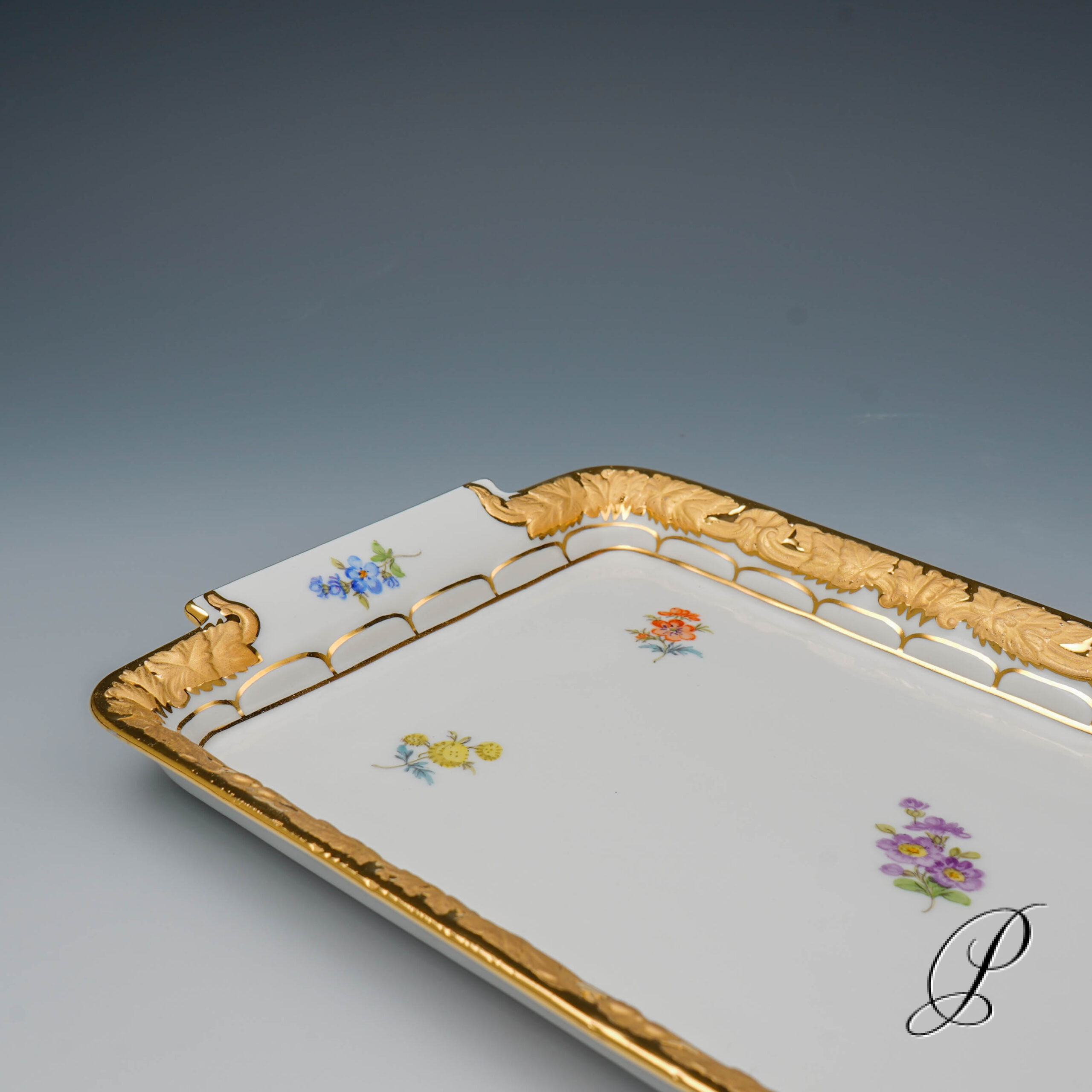 Königskuchenplatte Meissen X-Form mit Streublümchen – Bild 4