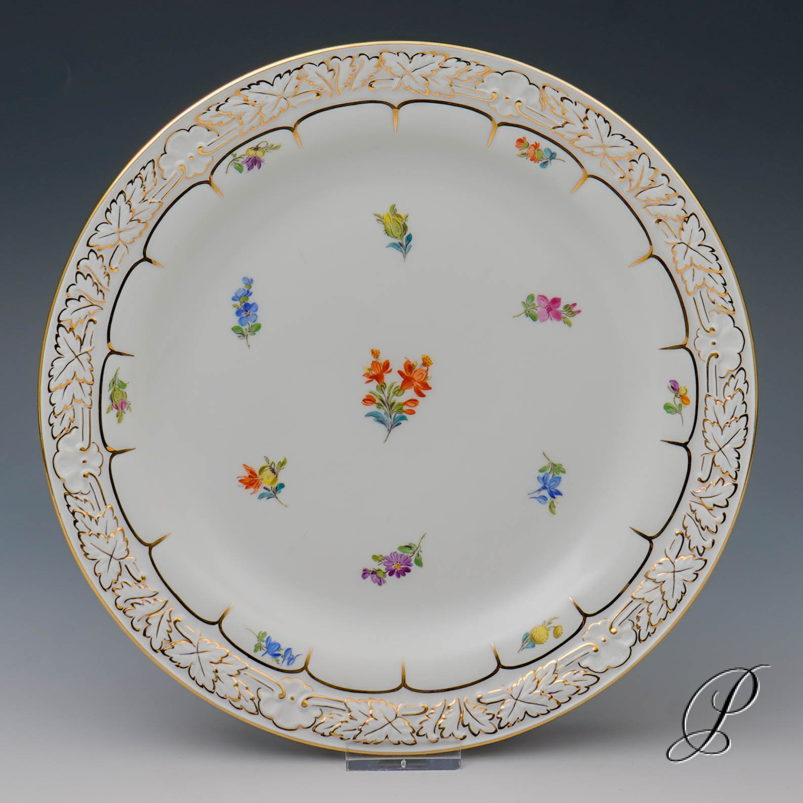 Speiseteller Meissen X-Form 1.Wahl mit Streublümchen