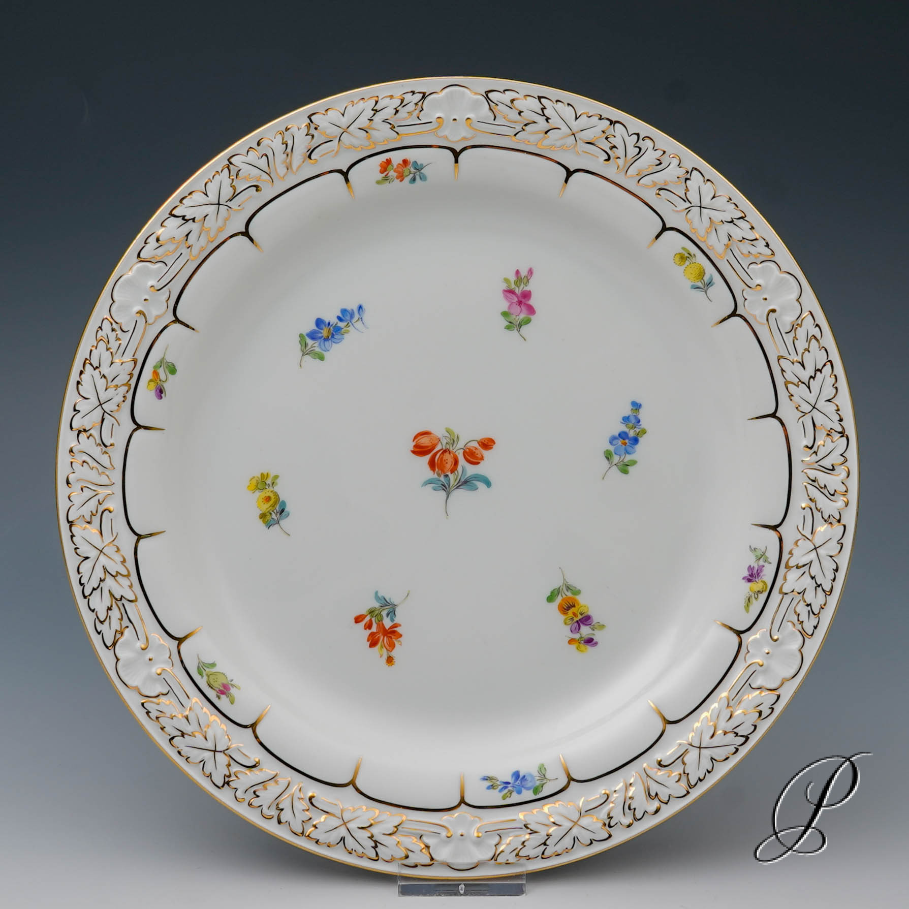 Speiseteller Meissen X-Form 1.Wahl mit Streublümchen