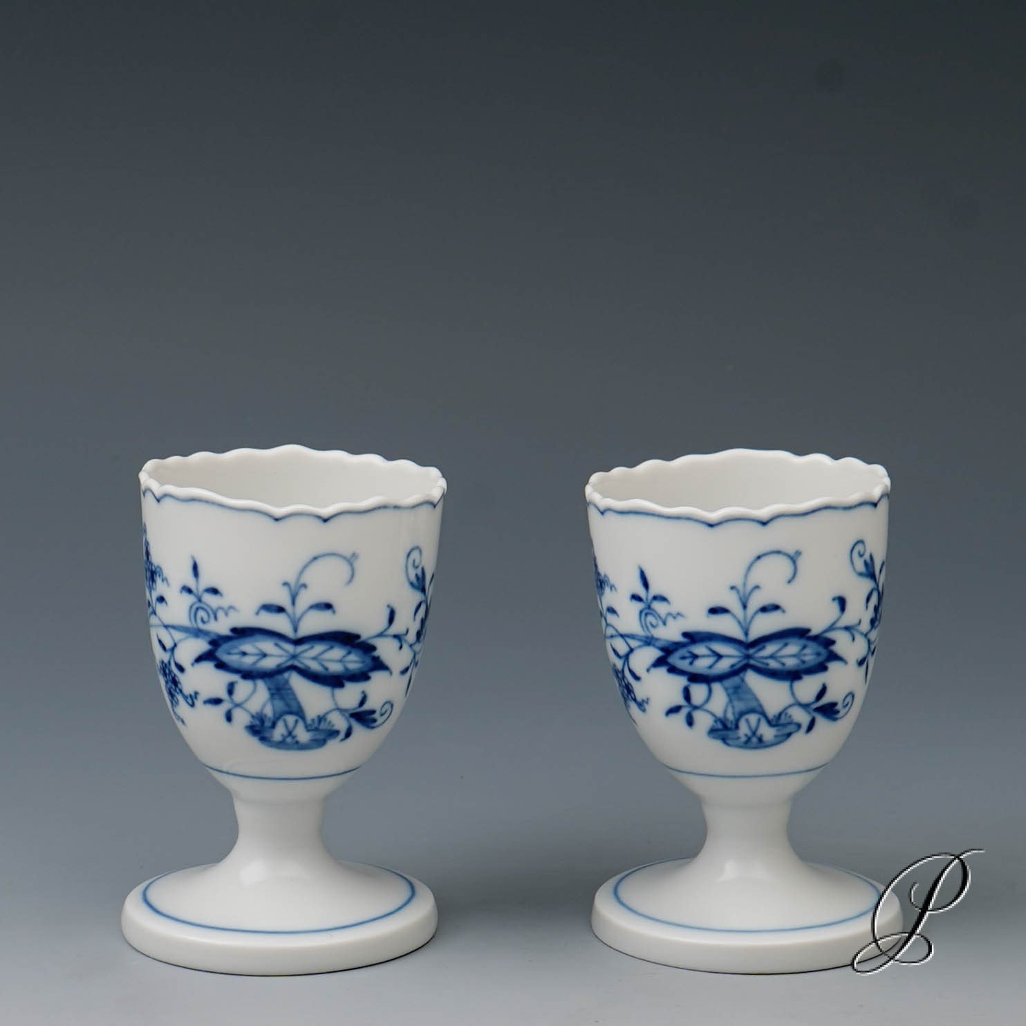 2 Eierbecher Meissen im Dekor Zwiebelmuster