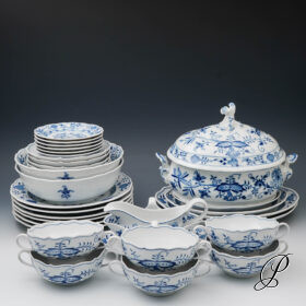 Speiseservice Meissen für 6 Personen im Dekor Zwiebelmuster