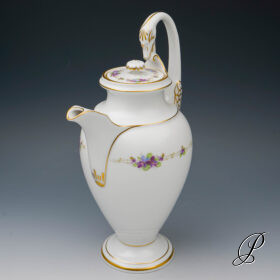 Meissen wunderschöne Kaffeekanne Veilchenkranz