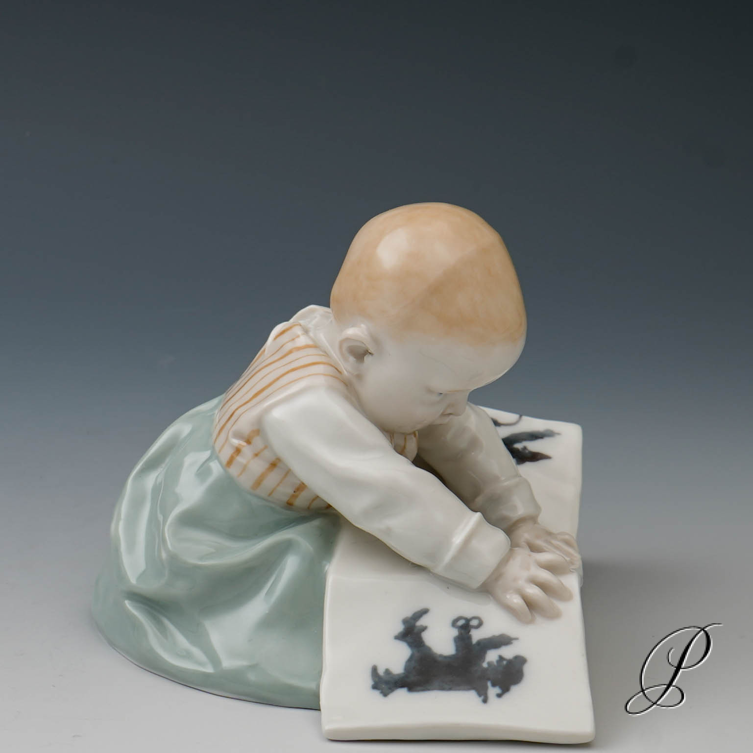 Figur Meissen 1910 Jhd. Jugendstil - Hentschelkind "sitzendes Kind mit Bilderbuch" – Bild 7
