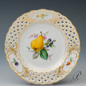 Durchbruchteller Meissen 1.Wahl mit Obstmalerei NP# 840,- EUR