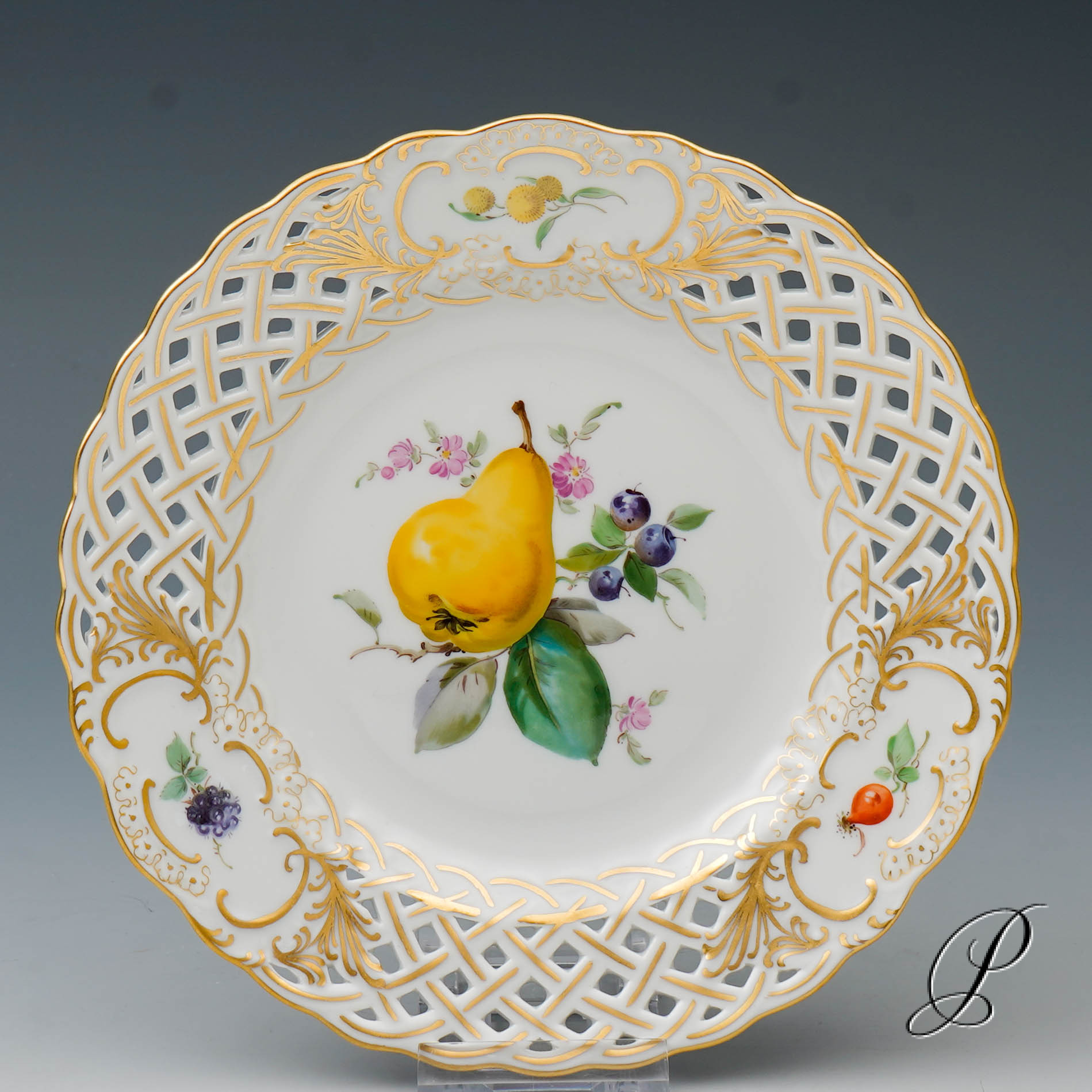 Durchbruchteller Meissen 1.Wahl mit Obstmalerei NP# 840,- EUR