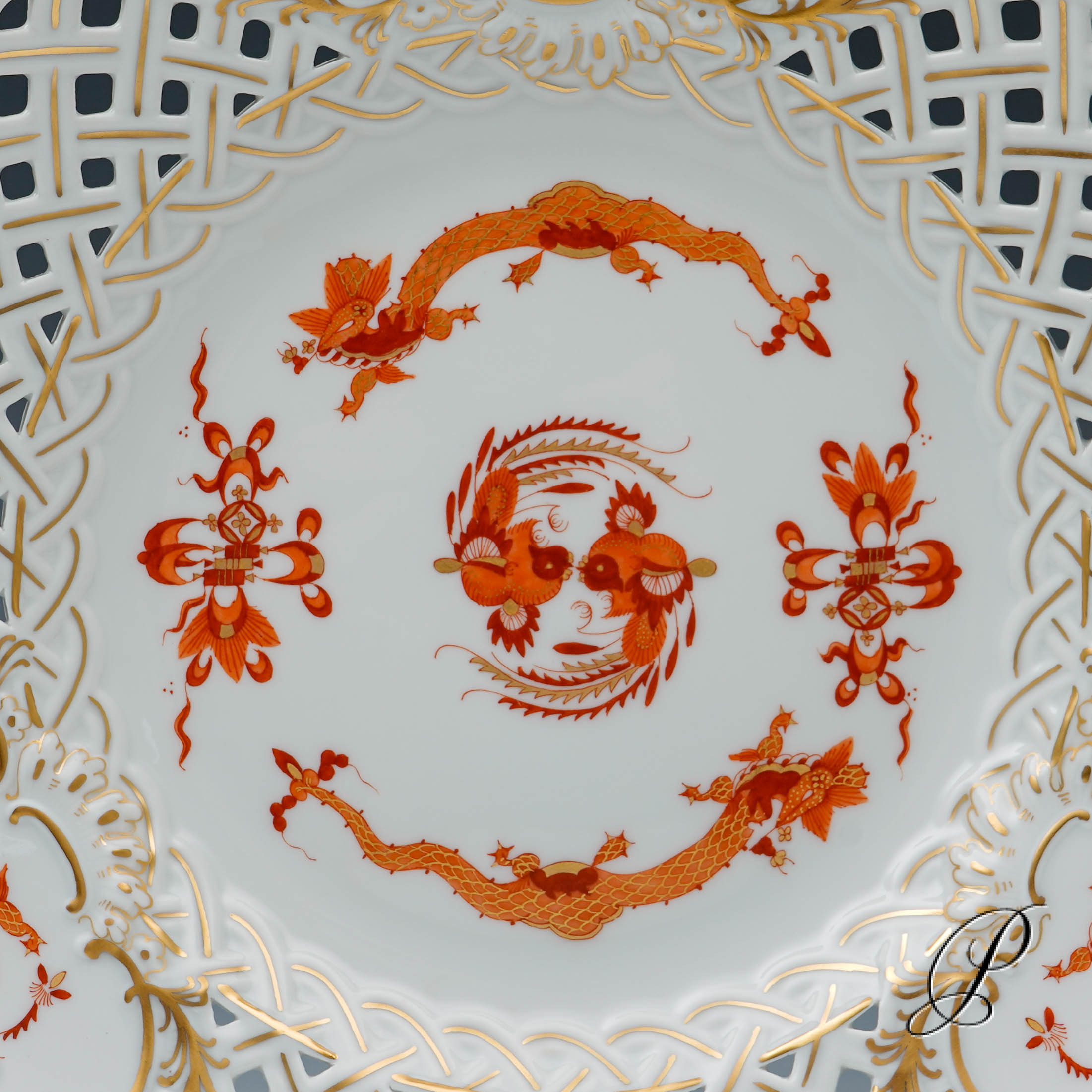 Durchbruchteller Meissen 1.Wahl reicher Drache rot und goldschattiert NP# 1300,- EUR – Bild 4