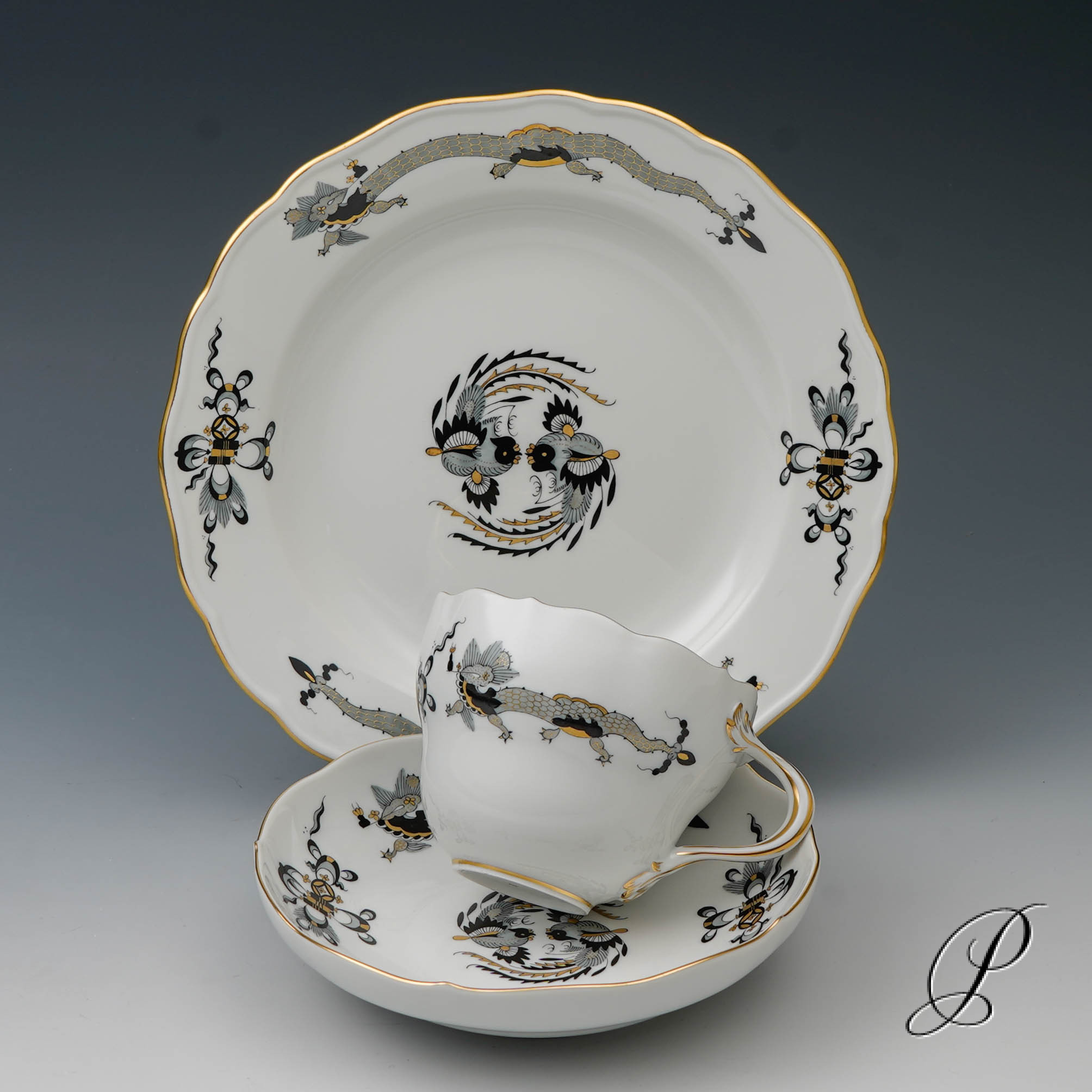 Kaffeegedeck  Meissen 1.Wahl Reicher Drache schwarz NP# 996,- EUR