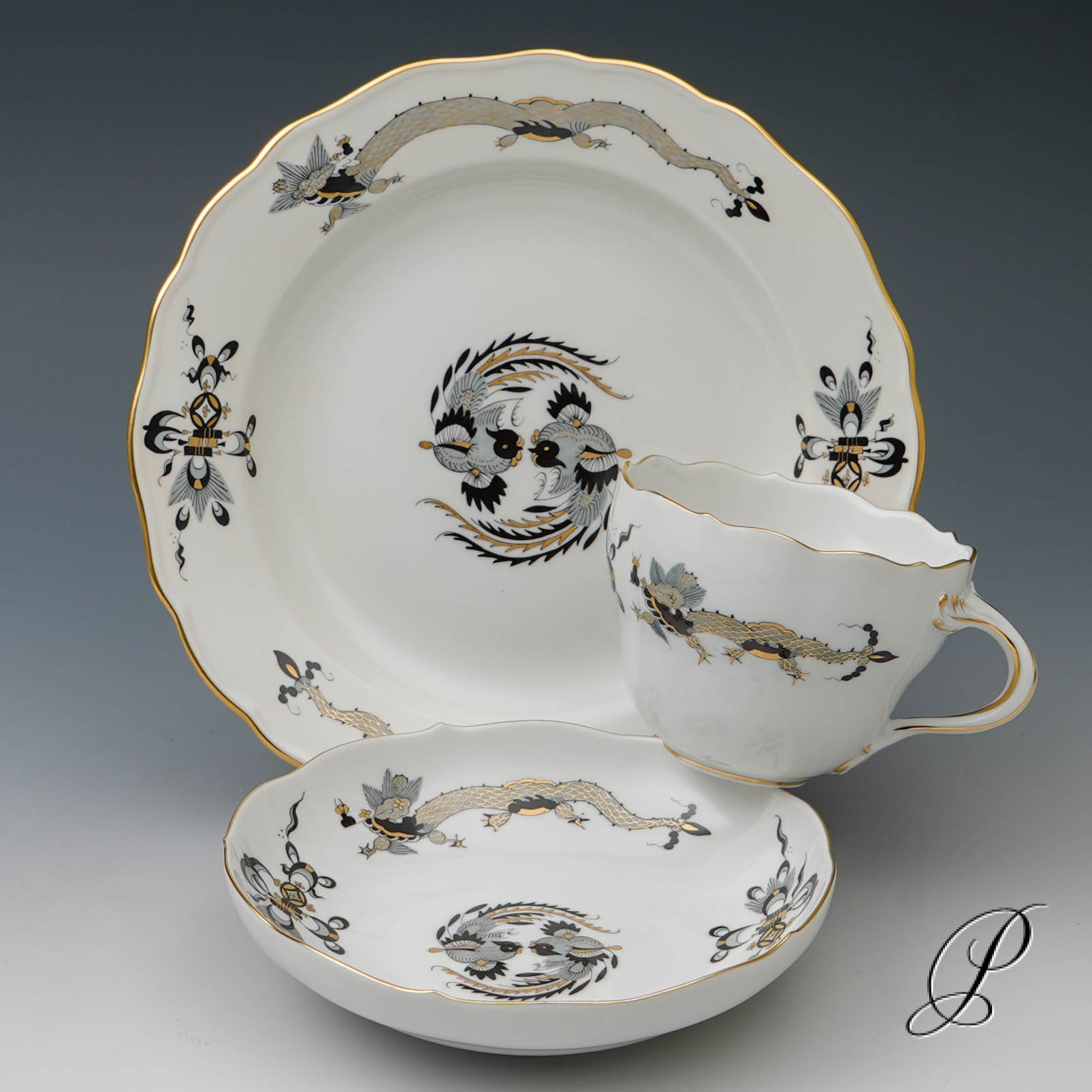 Kaffeegedeck  Meissen 1.Wahl Reicher Drache schwarz NP# 996,- EUR