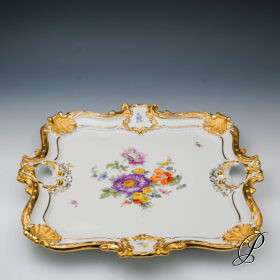 Traumhafte große Prunkplatte / Prunktablett Meissen mit Blumenbukett
