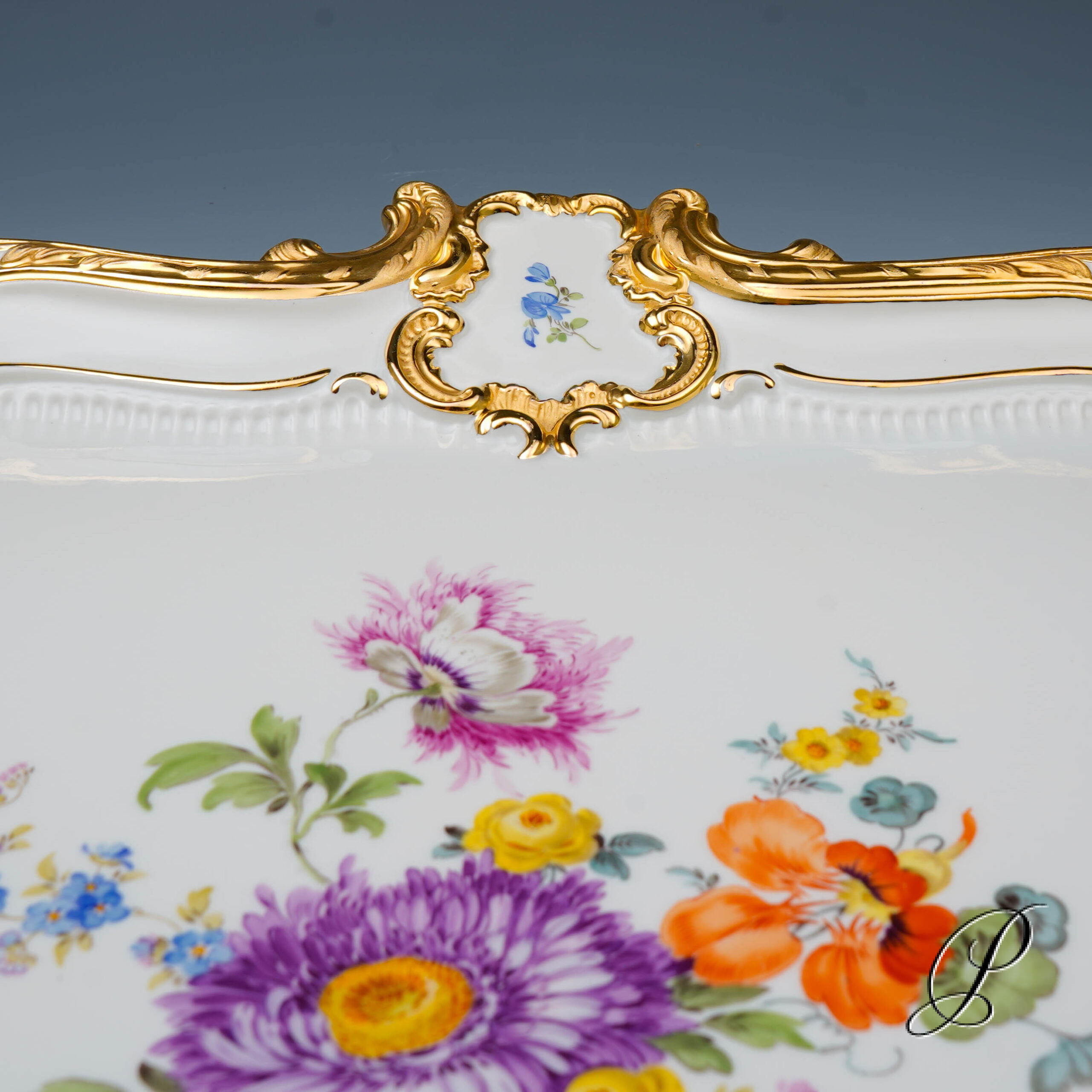 Traumhafte große Prunkplatte / Prunktablett Meissen mit Blumenbukett – Bild 4