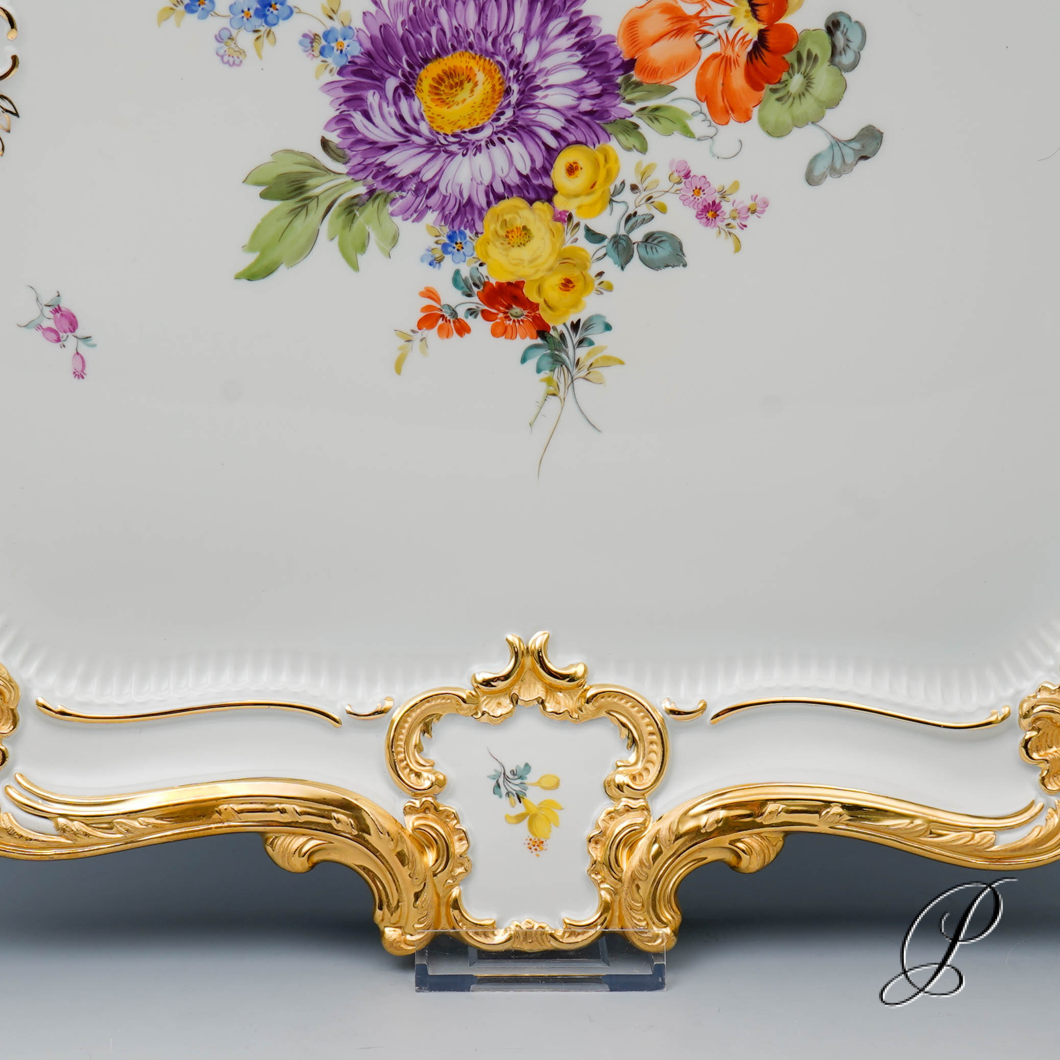 Traumhafte große Prunkplatte / Prunktablett Meissen mit Blumenbukett – Bild 10