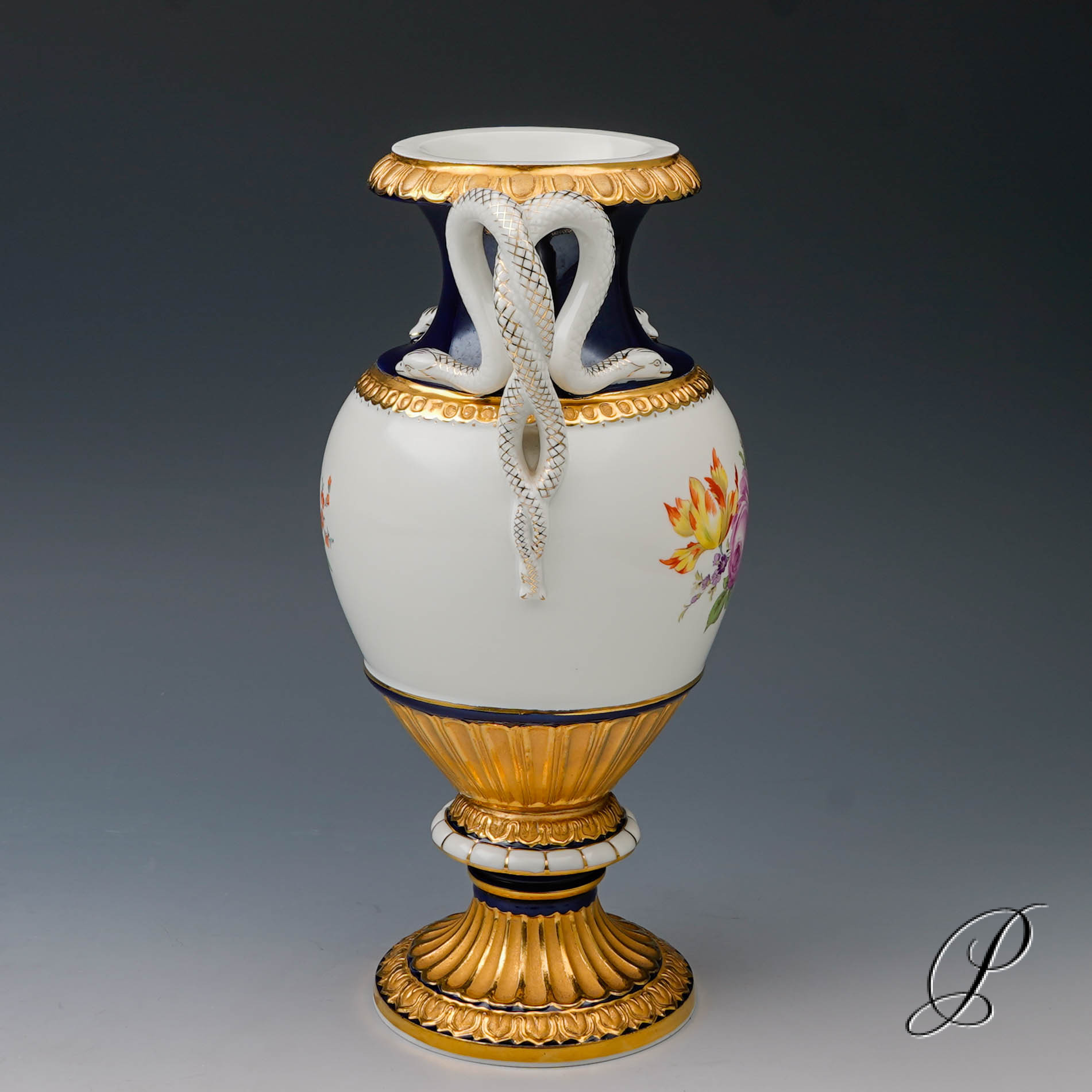 Meissen Prunk - Schlangenhenkelvase 1.Wahl mit Blumenbukett – Bild 9
