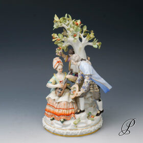 große Figurengruppe Meissen " Gärtnergruppe mit Apfelbaum"