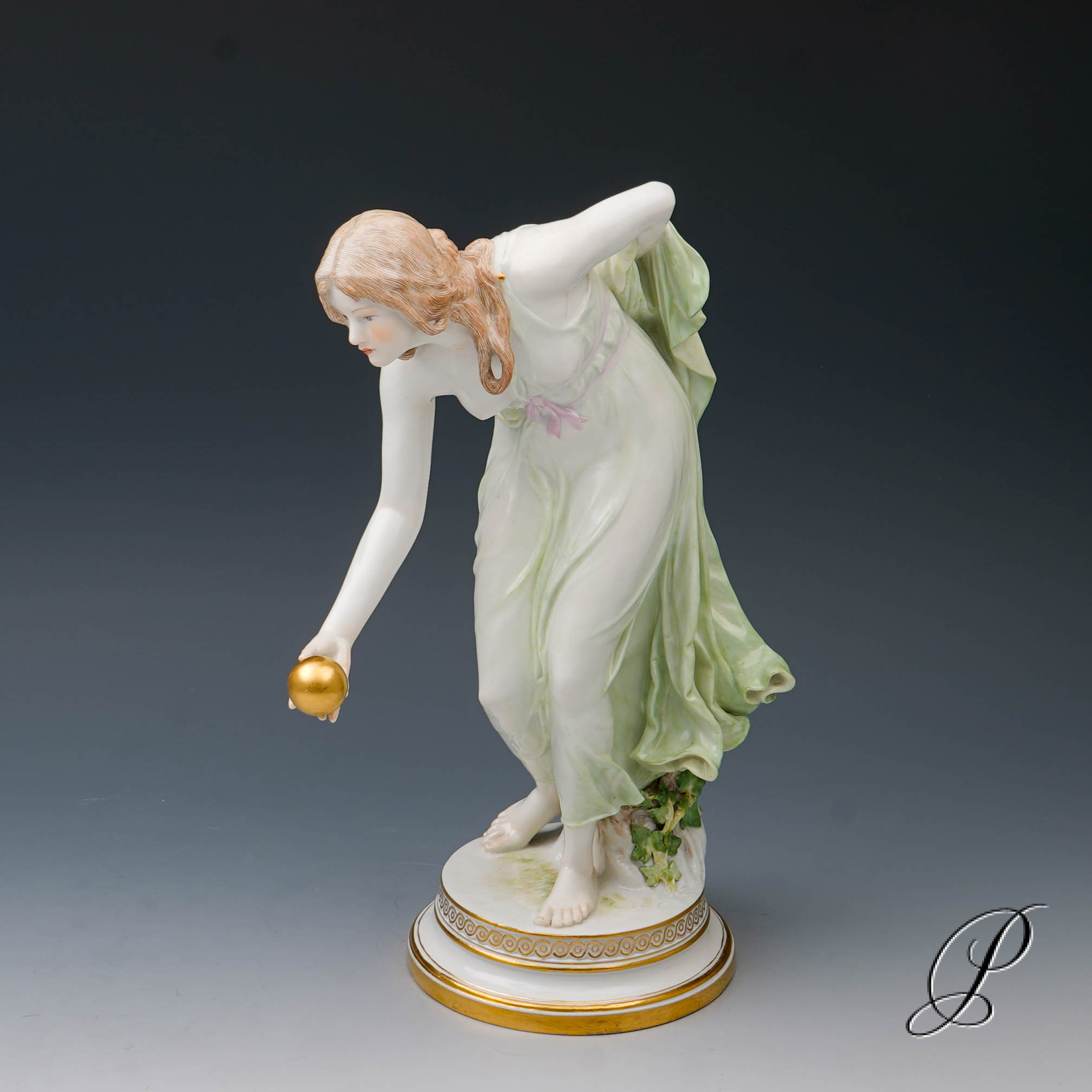 wunderschöne große Figur Meissen Kugelspielerin - Jugendstil