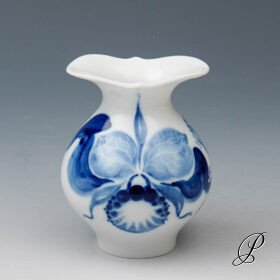 Sahnekännchen Meissen 1.Wahl blaue Orchidee auf Ast von Prof. Heinz Werner