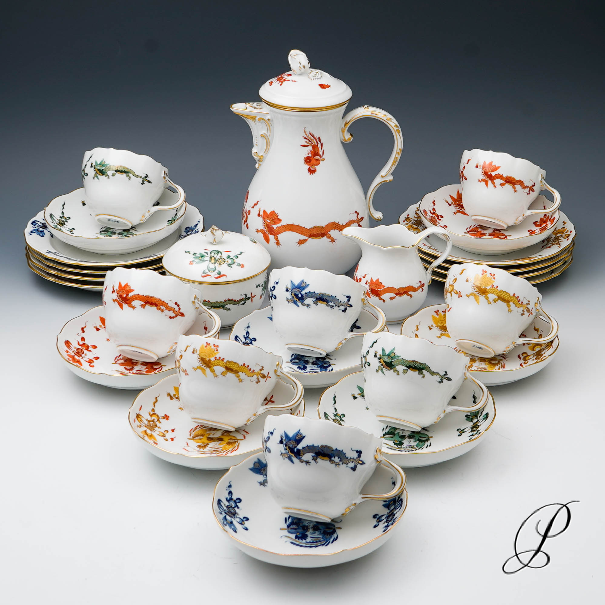 Kaffeeservice für 8 Personen Meissen 1.Wahl Reicher Drache - Kunstvolle und farbenfrohe Tischkultur!!!