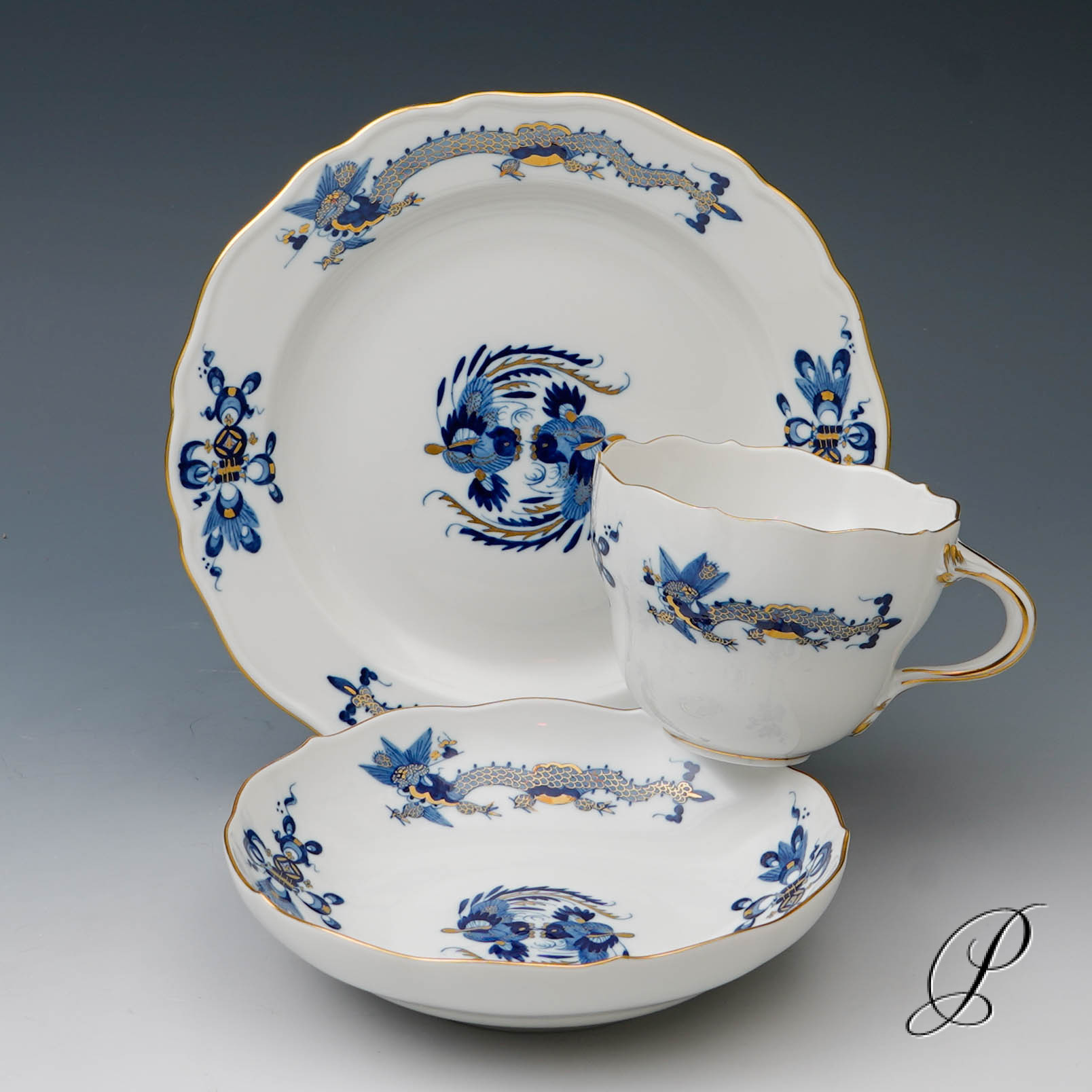 Kaffeeservice für 8 Personen Meissen 1.Wahl Reicher Drache - Kunstvolle und farbenfrohe Tischkultur!!! – Bild 18