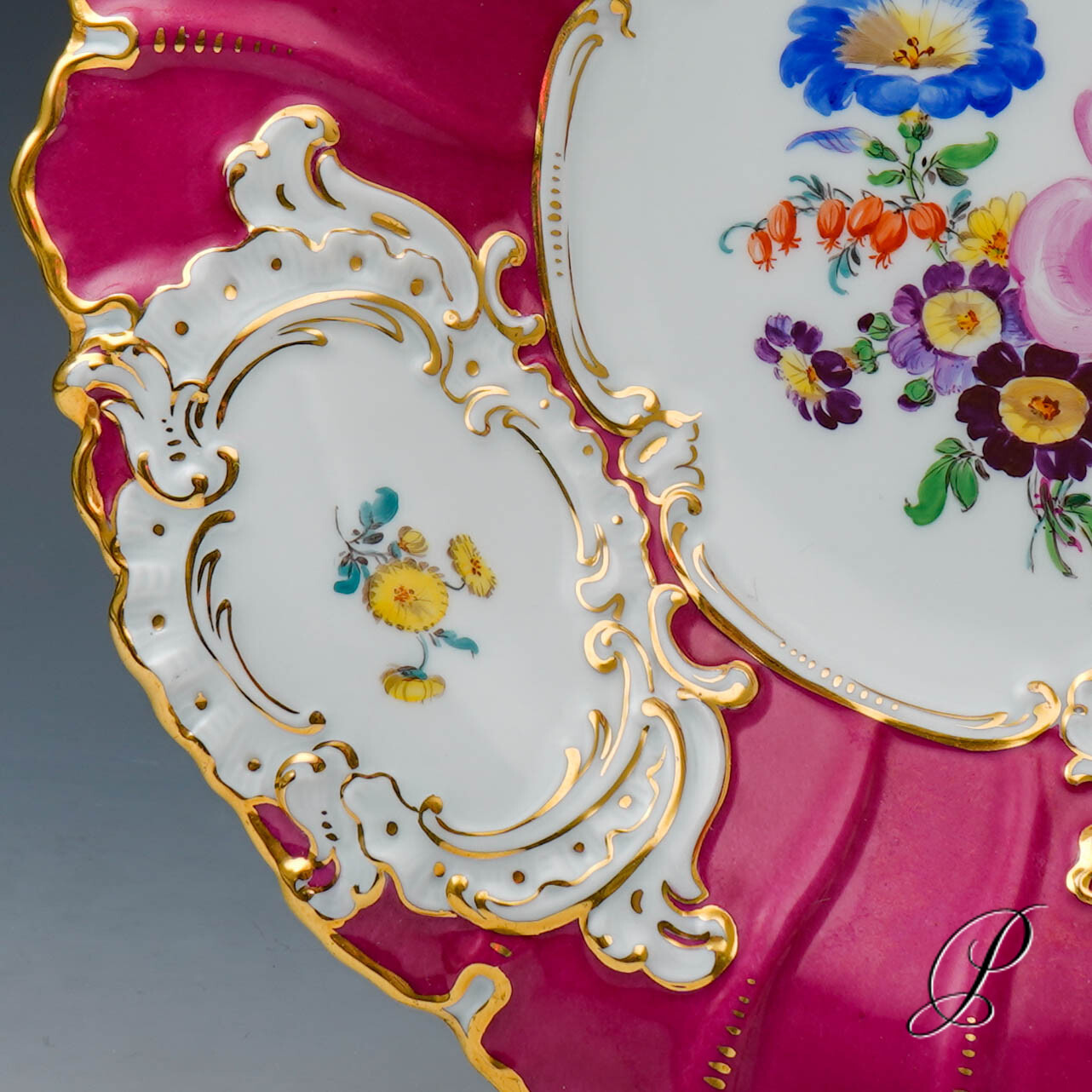 großer Prunkteller Meissen 1.Wahl mit Blumenbukett – Bild 8