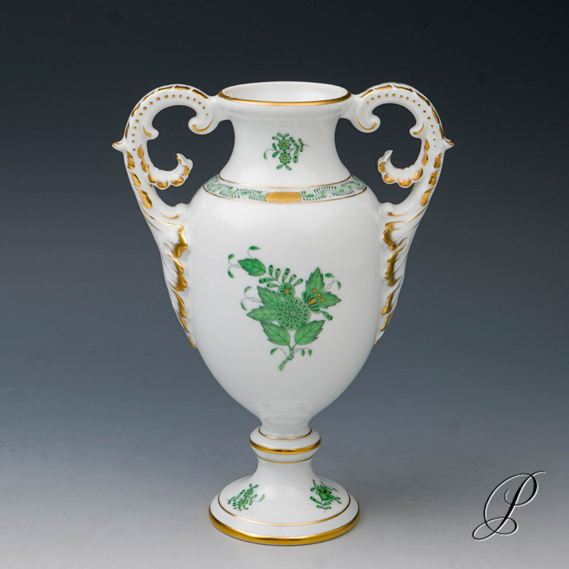 Vase Herend im Dekor Apponyi grün