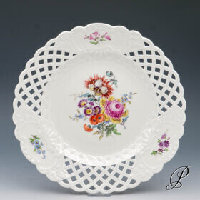 großer (29cm!!) Durchbruchteller Meissen mit Blumenbukett