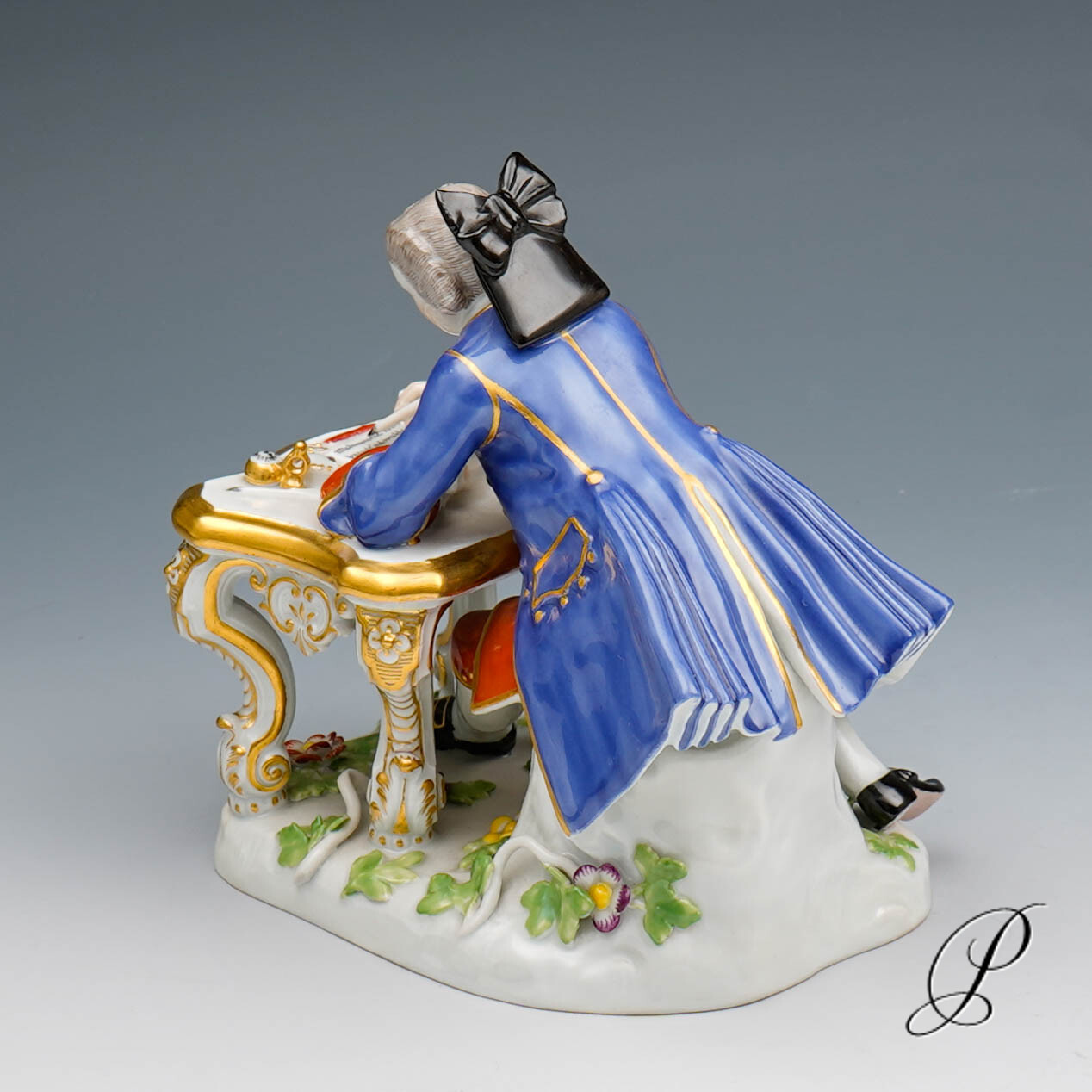 traumhafte Figur Meissen 1.Wahl - Kavalier am Schreibtisch - – Bild 8