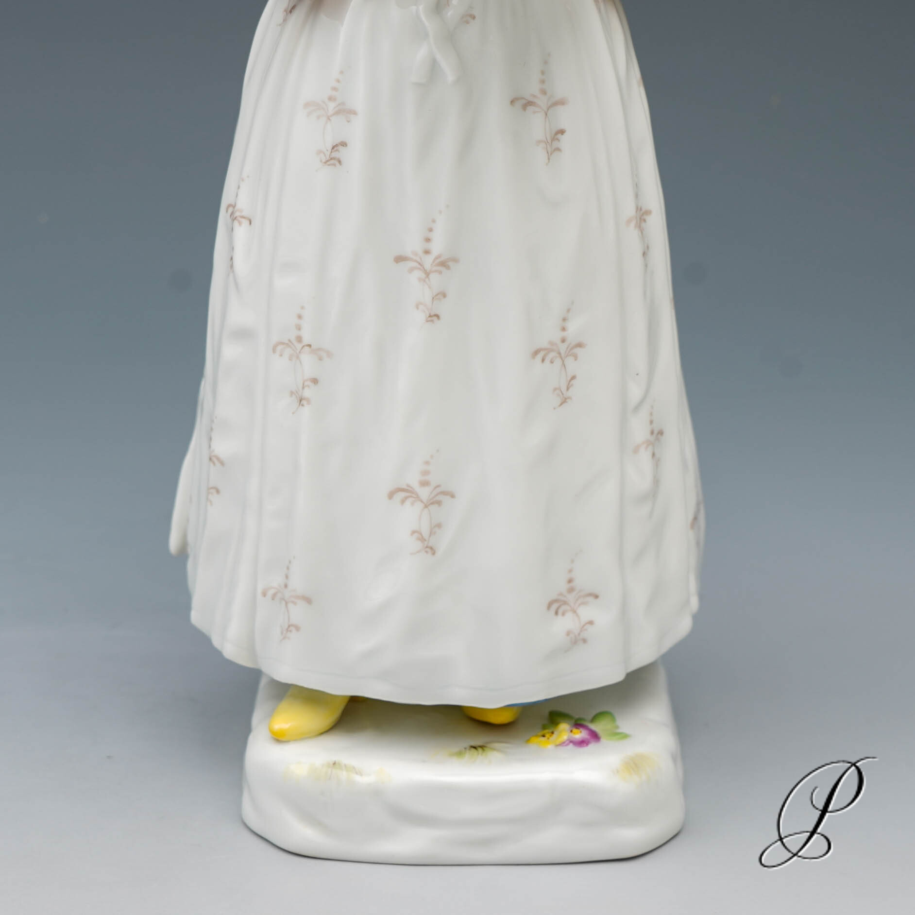 Figur Meissen 1.Wahl Schokoladenmädchen – Bild 11
