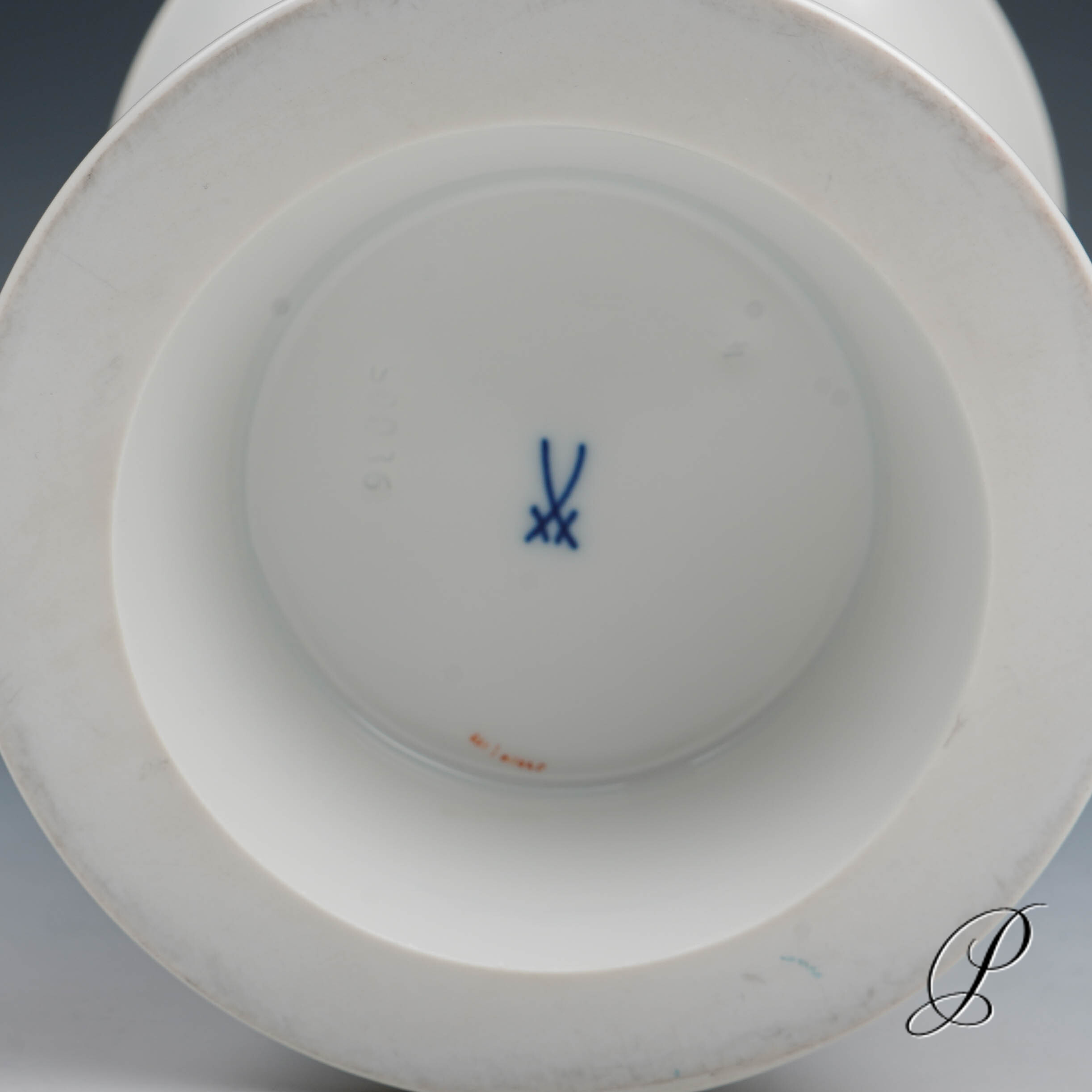 große Vase Meissen 1.Wahl mit Blumenmalerei – Bild 5