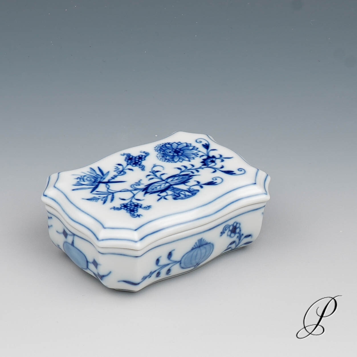 Meissen Schmuckdose im Dekor Zwiebelmuster