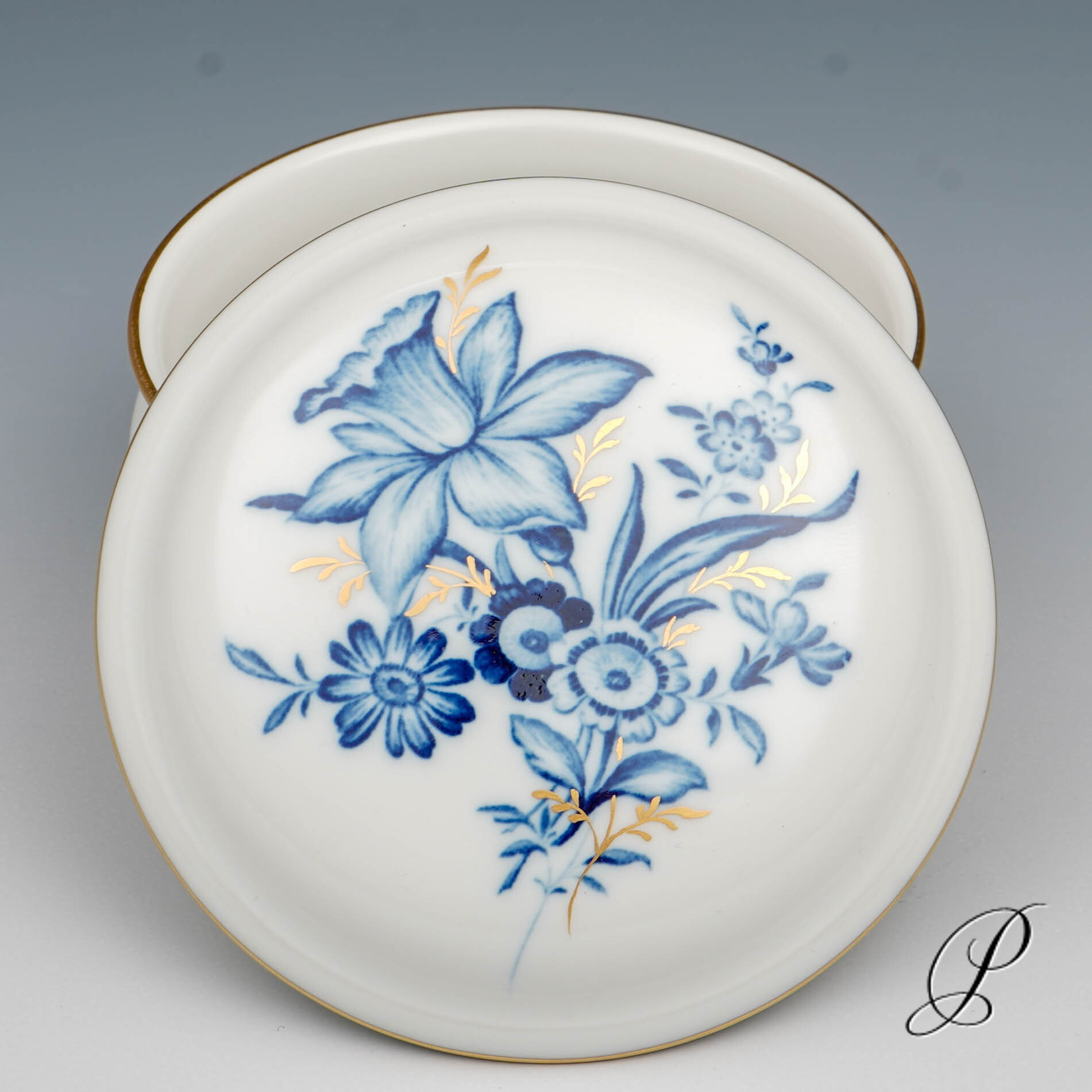 Dose / Schmuckdose Meissen im Dekor blaue Blume – Bild 5