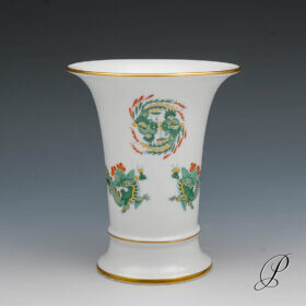 Meissen Vase 1.Wahl reicher Drache grün NP# 570,- EUR