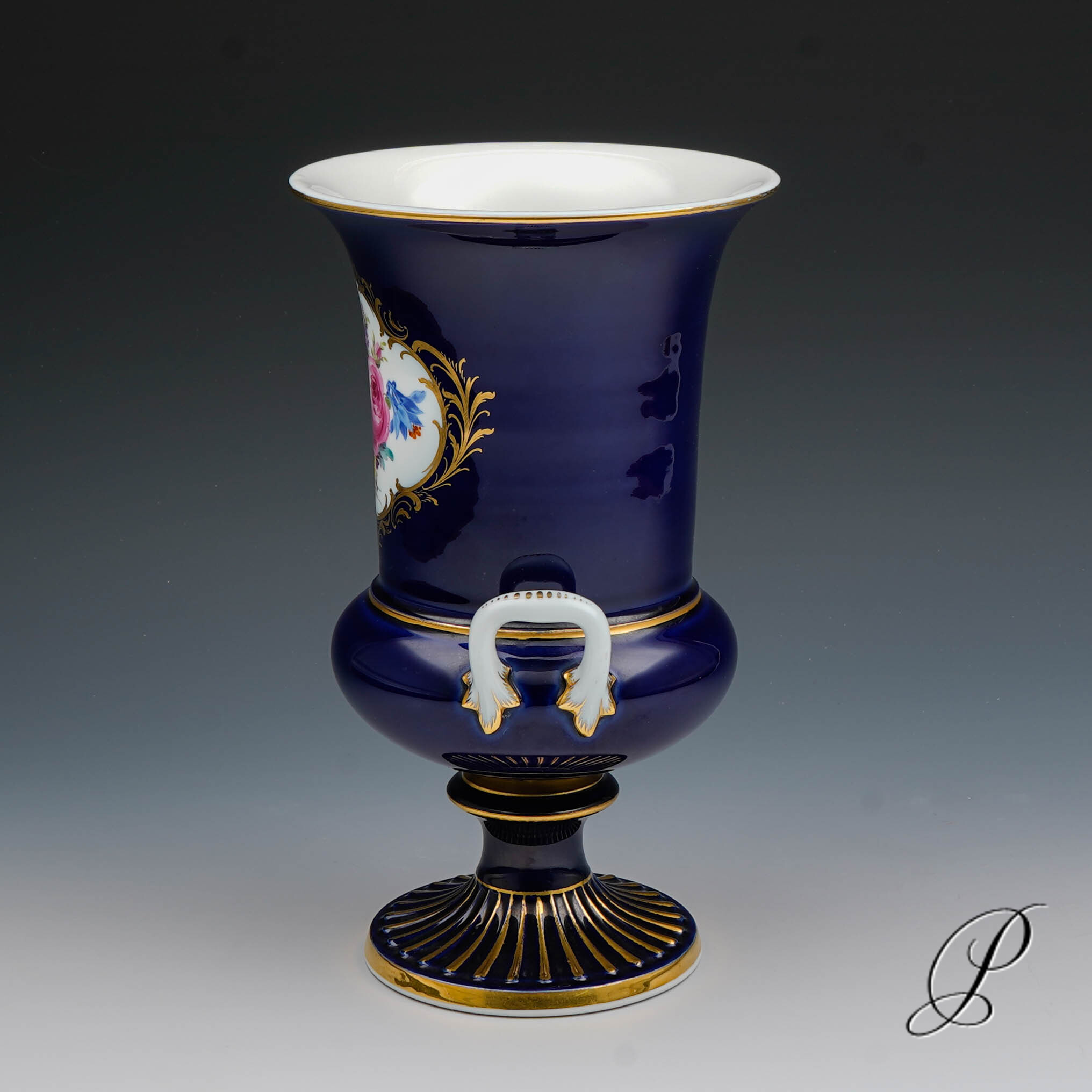 Meissen Vase um 1924 Jhd. Pfeiferzeit Kobaltblau mit Blumenbukett – Bild 4