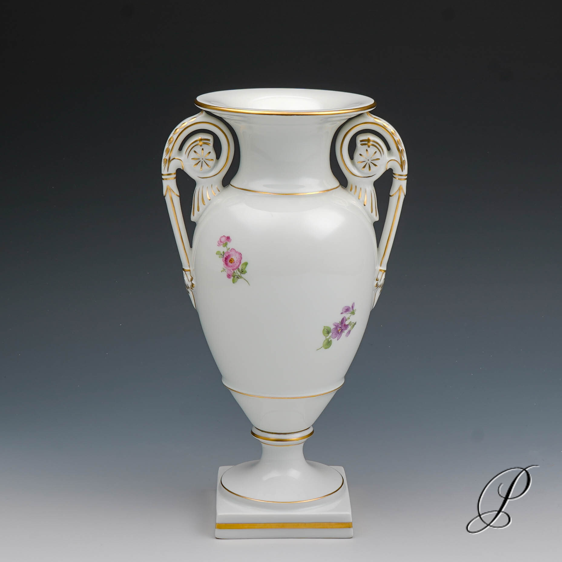 Meissner Amphorenvase im Dekor Blume3 – Bild 5