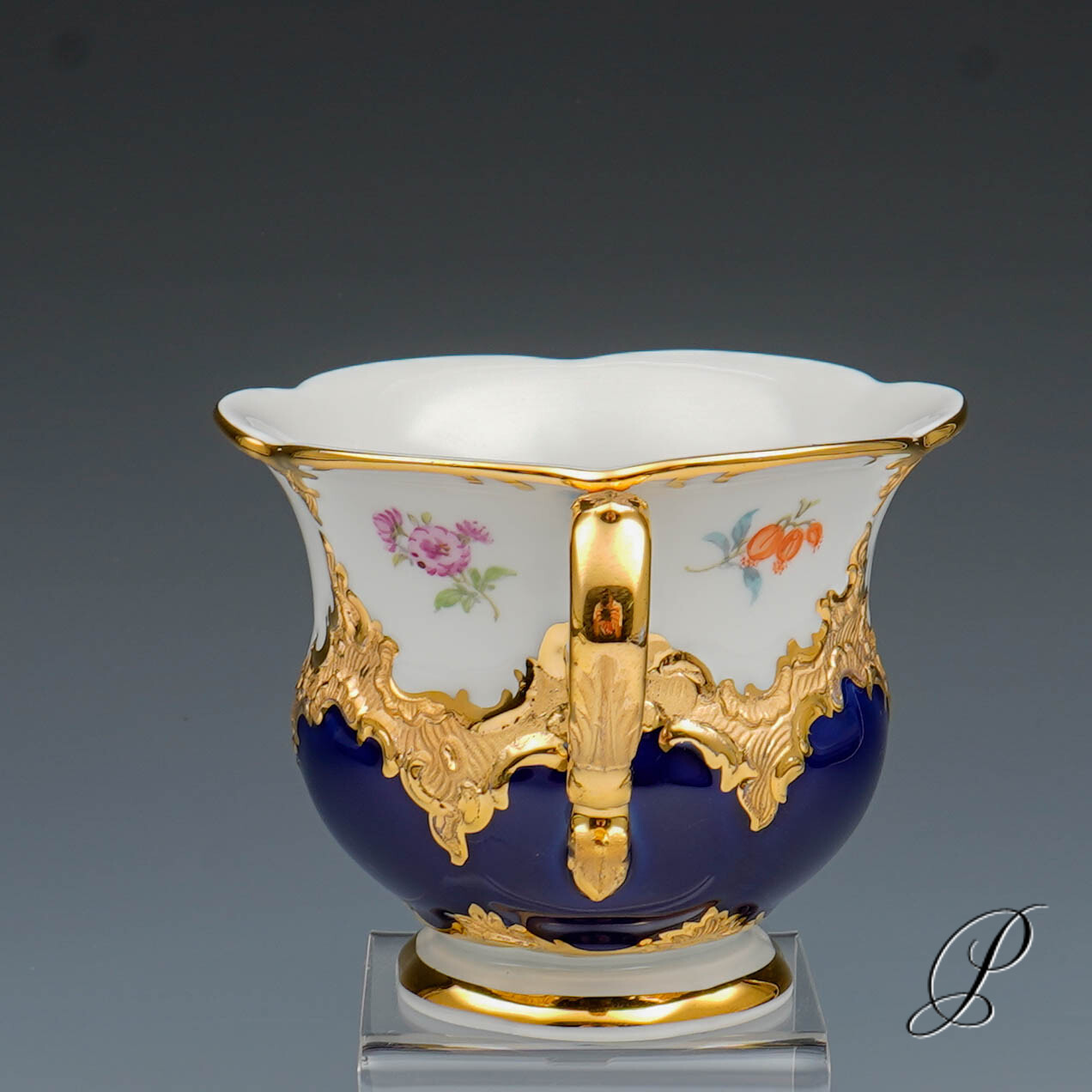 Kaffeetasse Meissen B-Form Kobaltblau mit Streublümchen – Bild 4