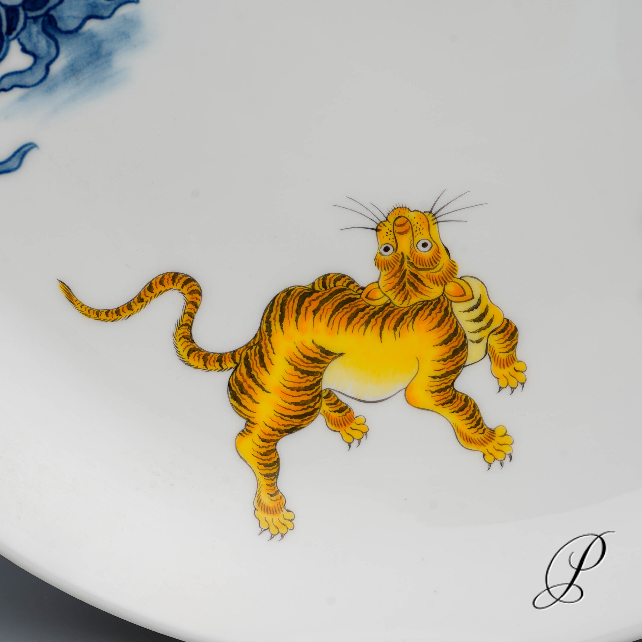 Traumhafte große Schale Meissen "gelber Tiger, Wolken und Drachen" - limitierete Auflage aus der Edition SinnBilder – Bild 4