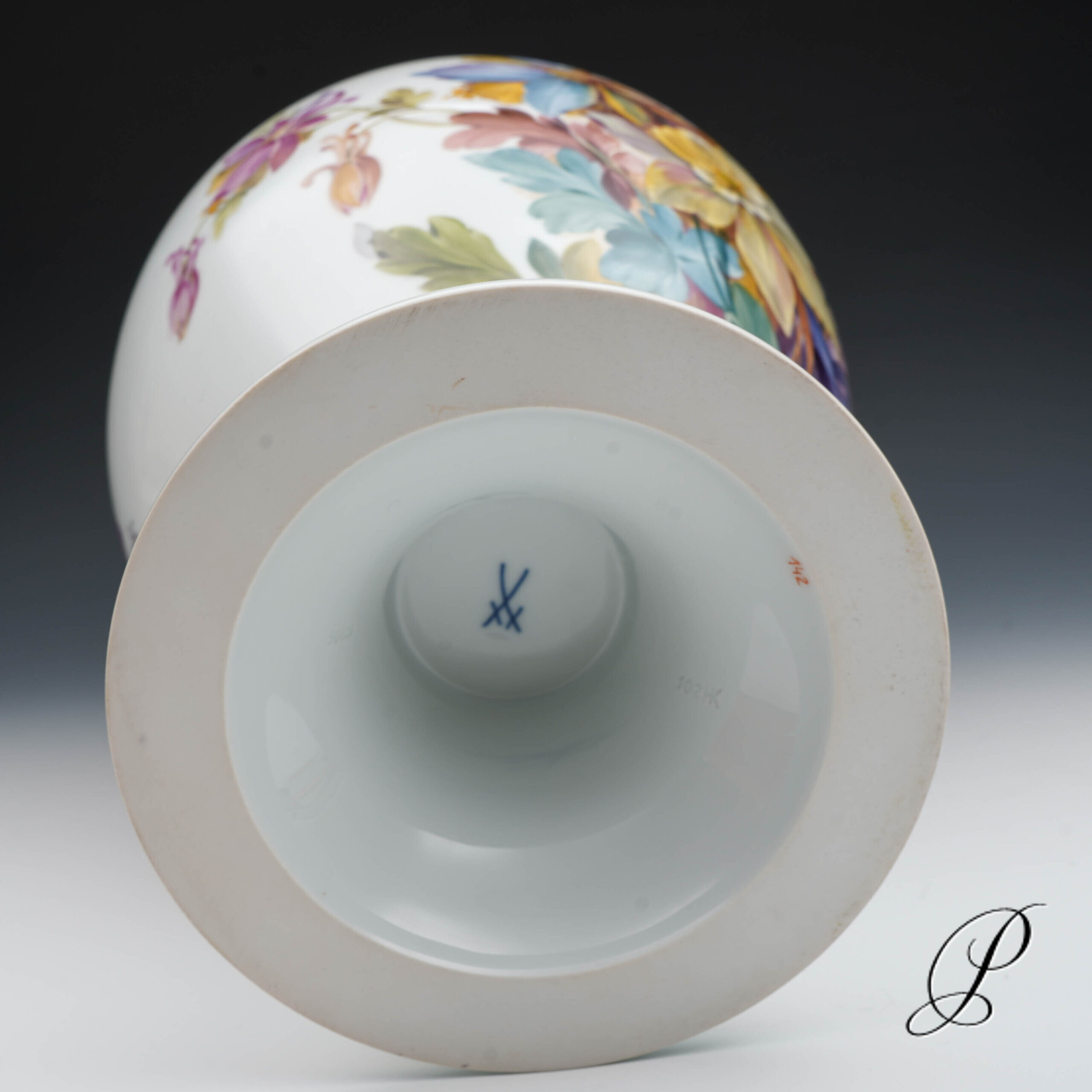 Meissen große Vase mit naturalistischer Blumenmalerei – Bild 8