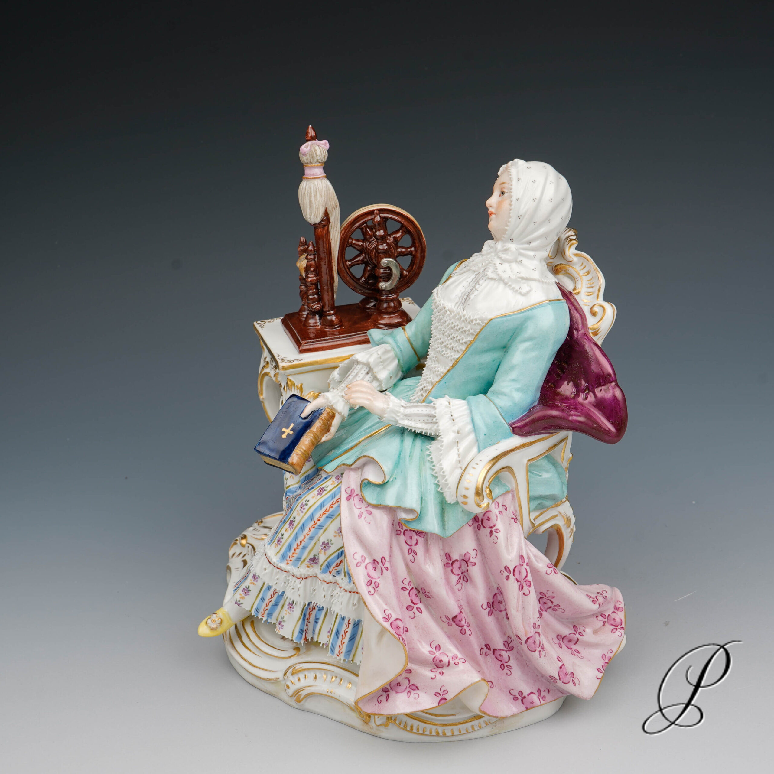 Figur Meissen Knaufzeit " Mädchen am Spinnrad" nach dem Gemälde von Jean-Baptiste Simeon Chardin – Bild 4