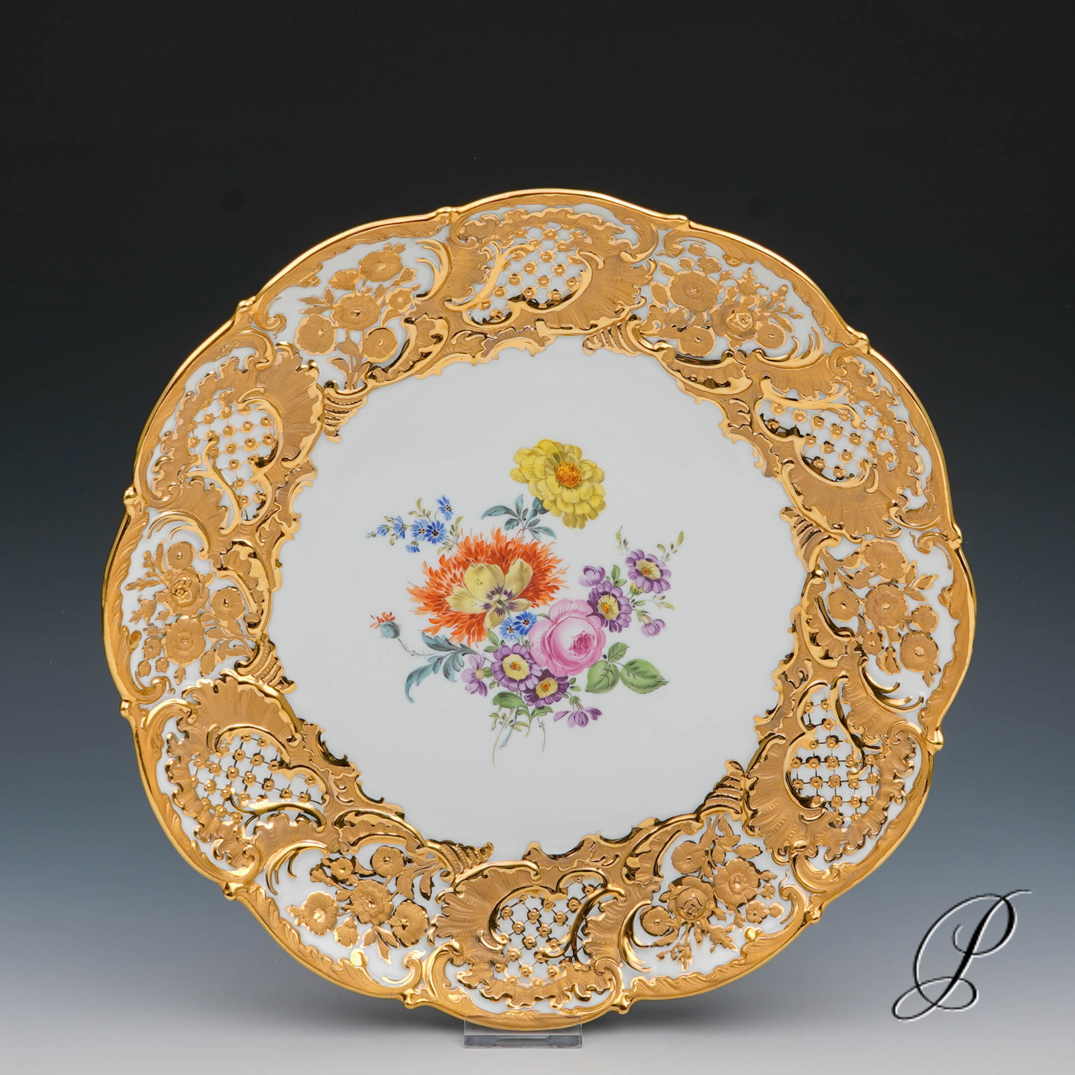 großer Prunkteller Meissen Blumenbukett