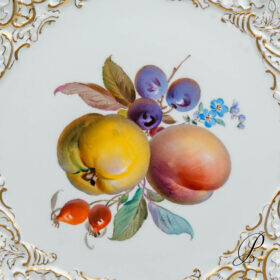 wunderschöner Prunkteller Meissen um 1900 mit Fruchtmalerei