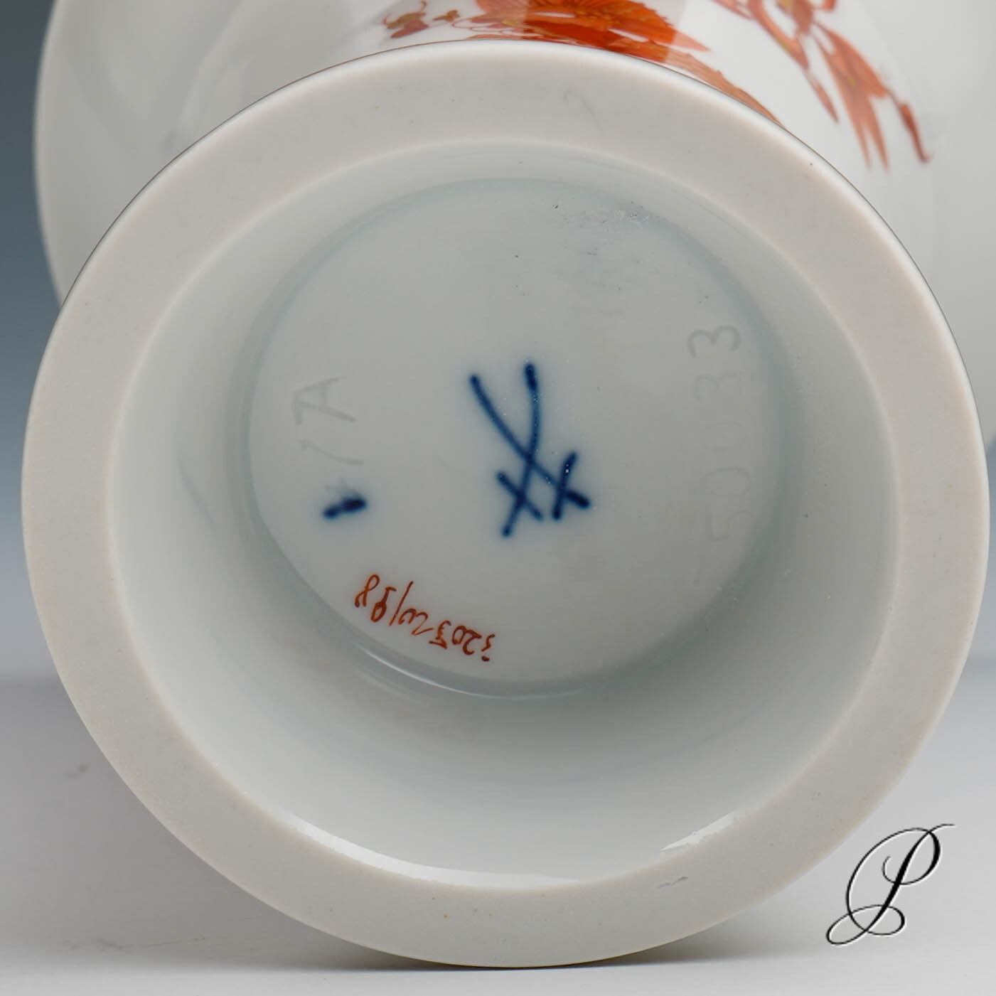 Vase Meissen 1.Wahl im Dekor Reicher Drache rot – Bild 6