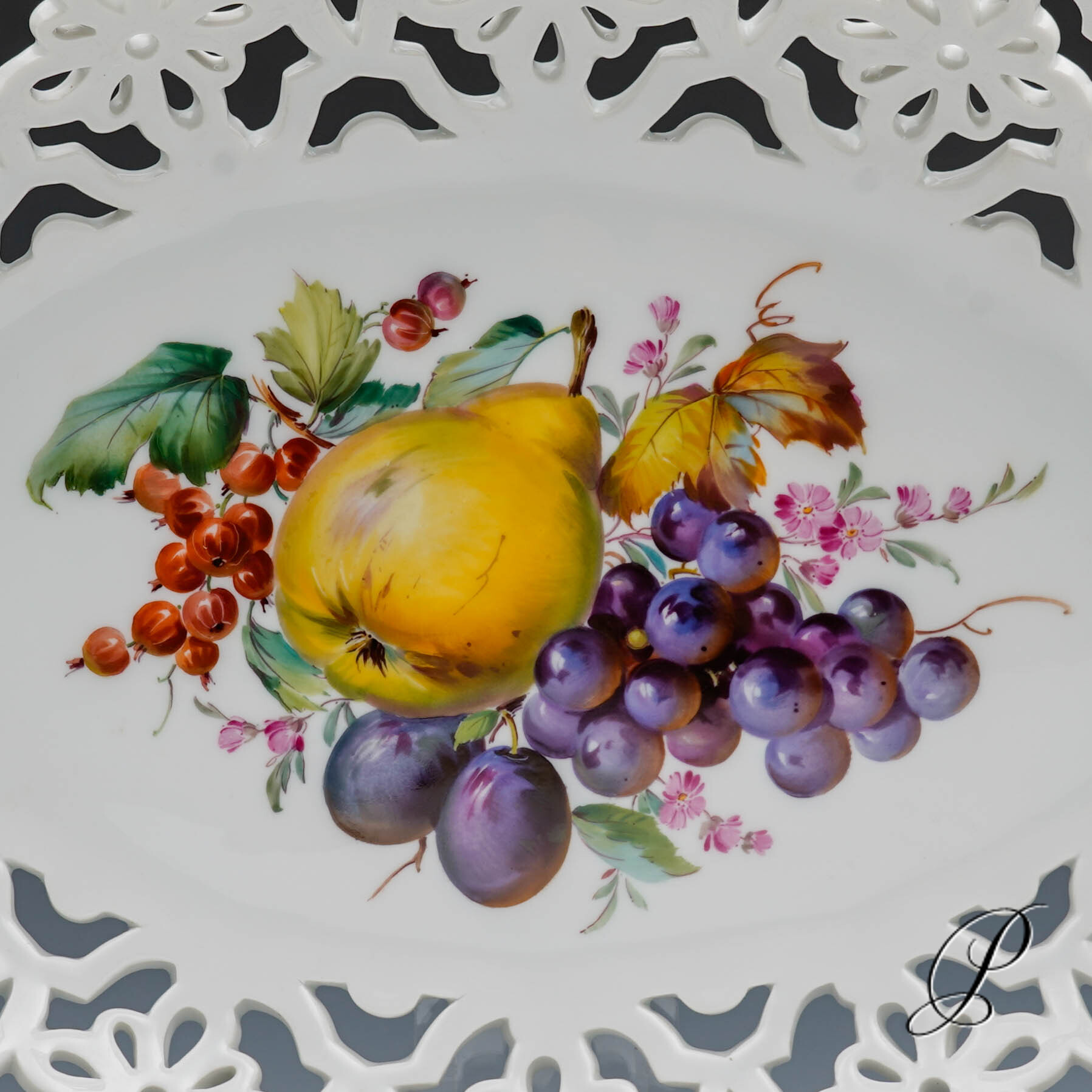 Traumhafte Durchbruchschale Meissen mit Obstmalerei – Bild 6